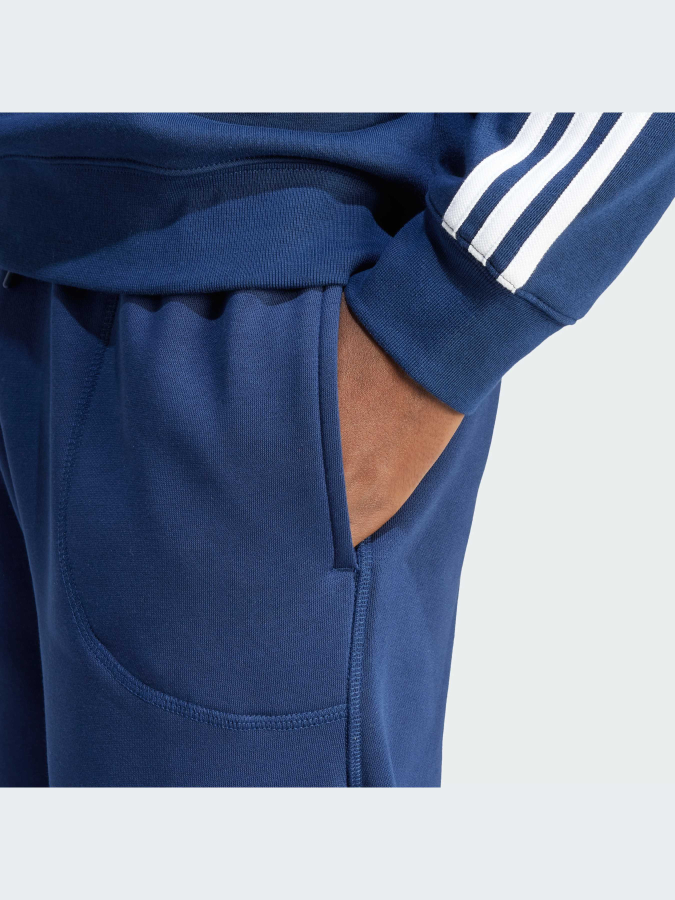 Брюки Adidas Graphics модель IS0196-KZ Фото