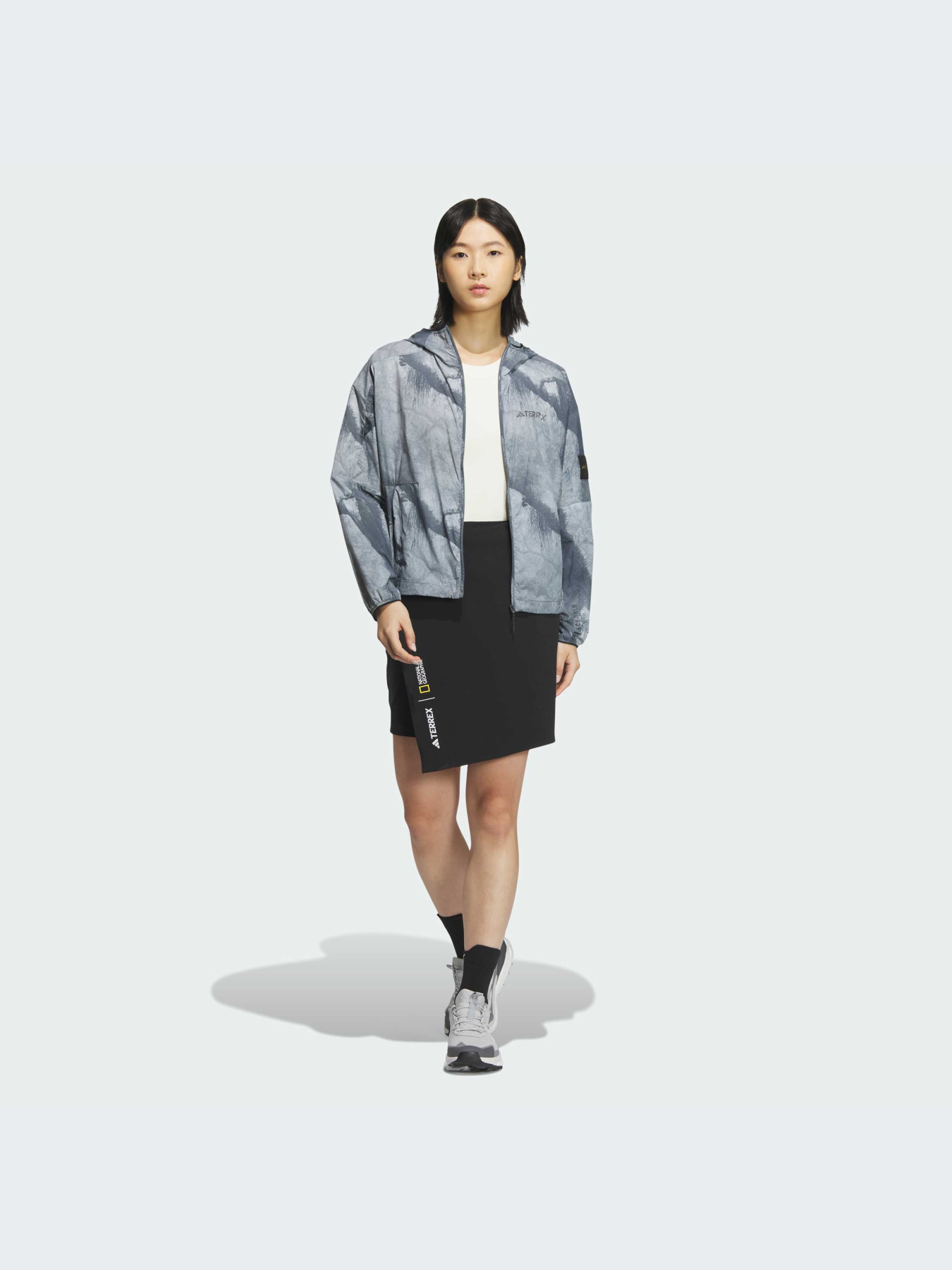 Куртки и дубленки Adidas модель IS9505-KZ Фото
