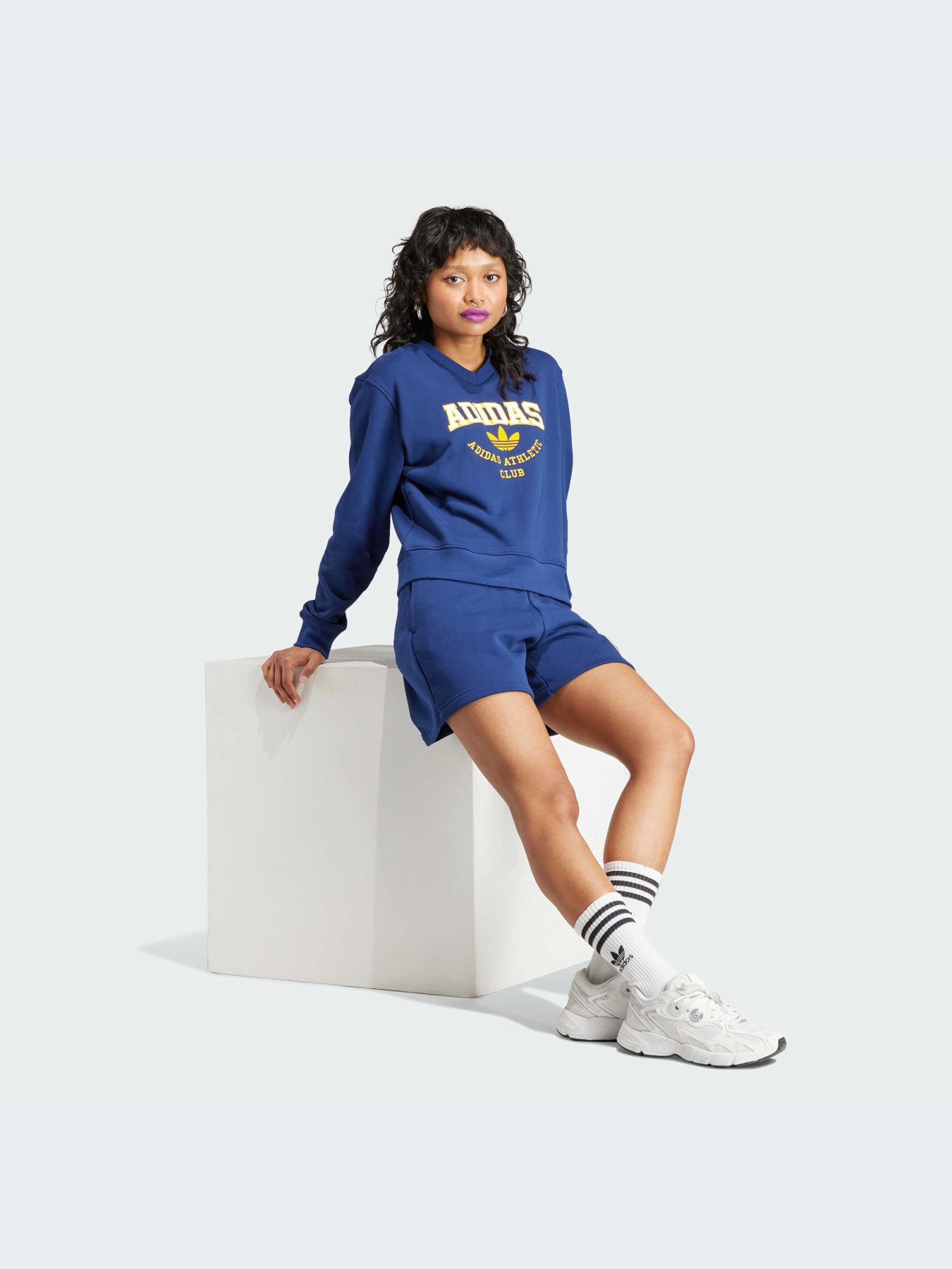 Худи и свитшоты Adidas модель IL2414-KZ Фото
