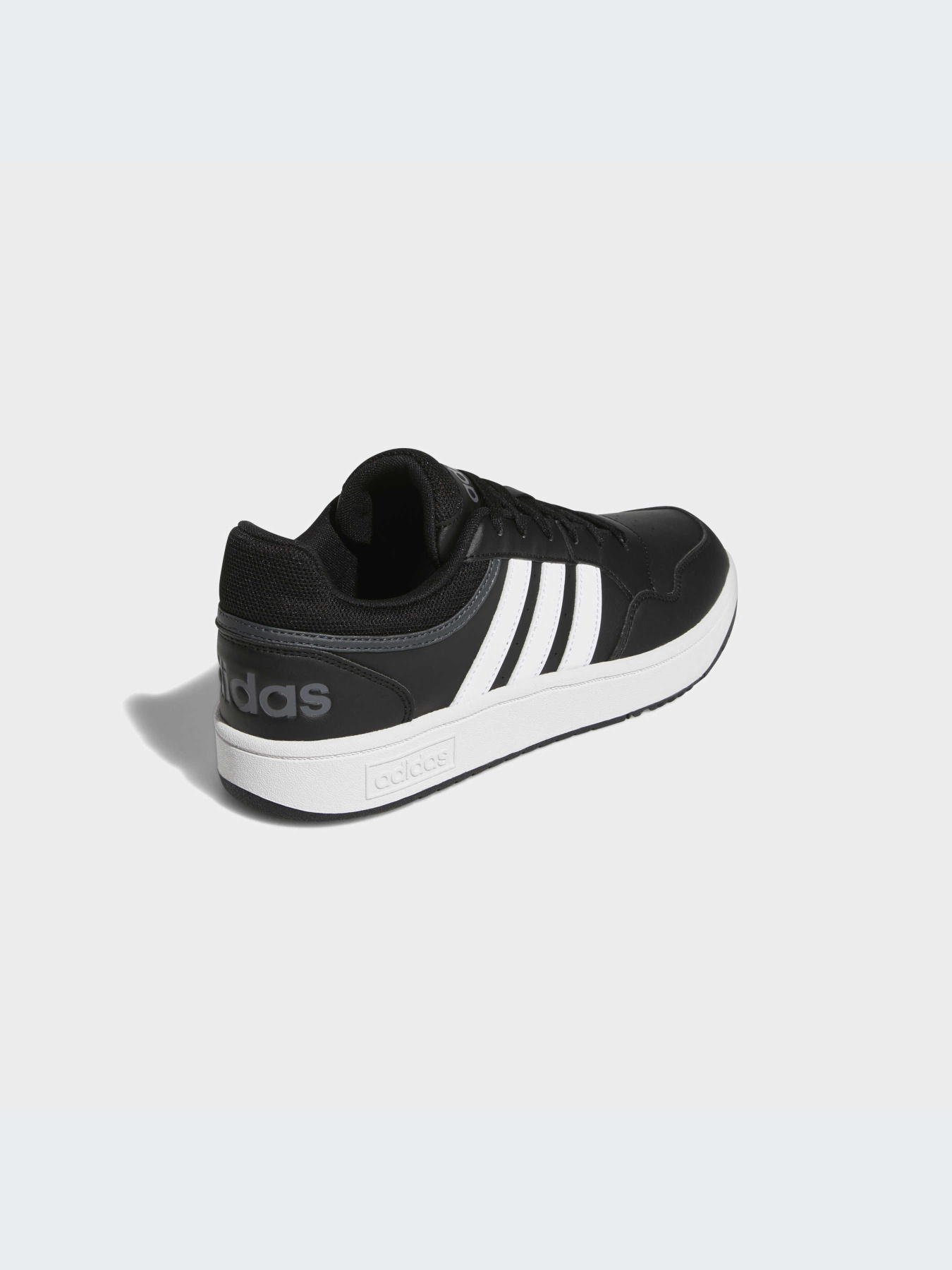 Кроссовки Adidas Hoops модель GY5432-KZ Кроссовки Adidas Hoops модель GY5432-KZ Фото