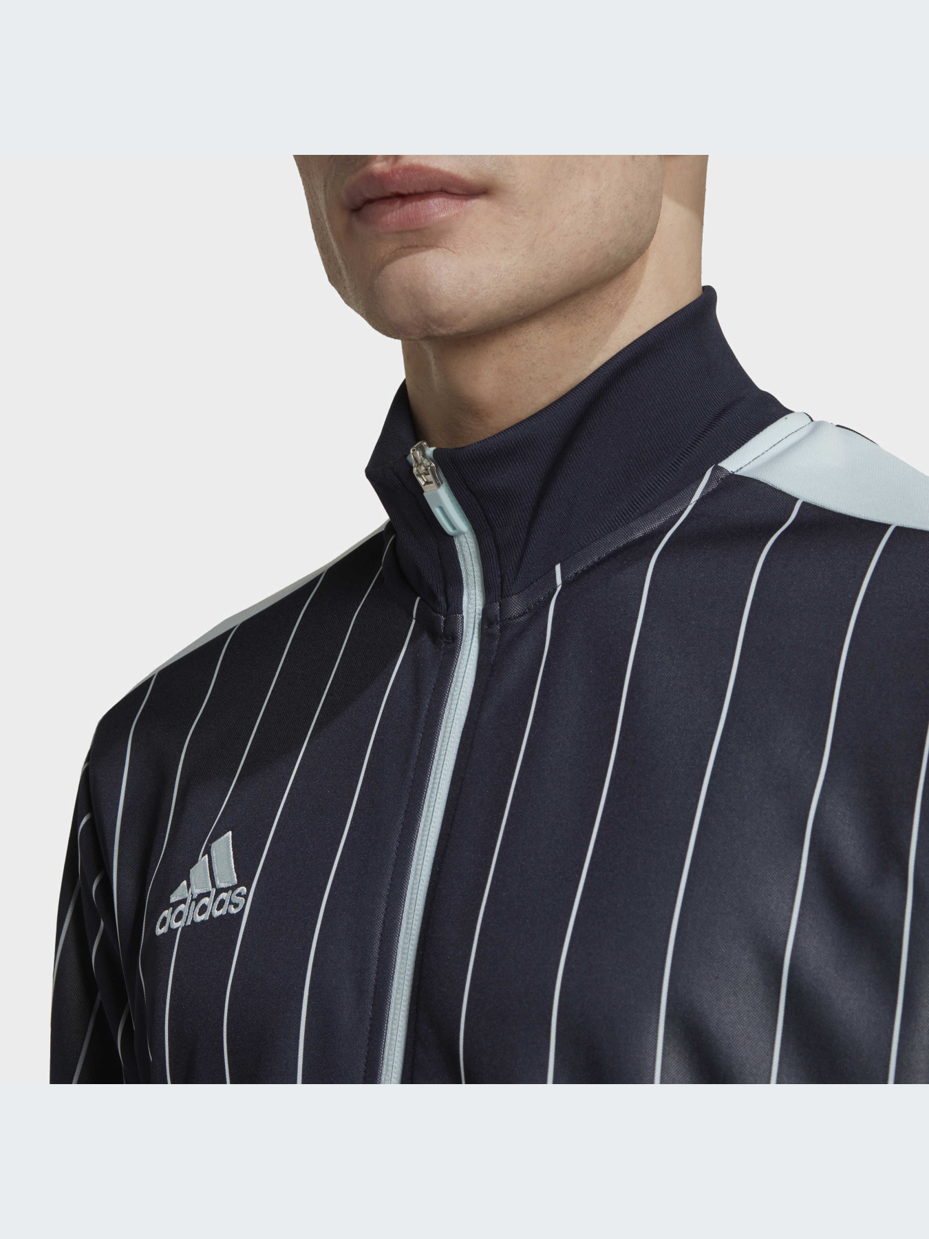 Худи и свитшоты Adidas Tiro модель HC1307-KZ Фото