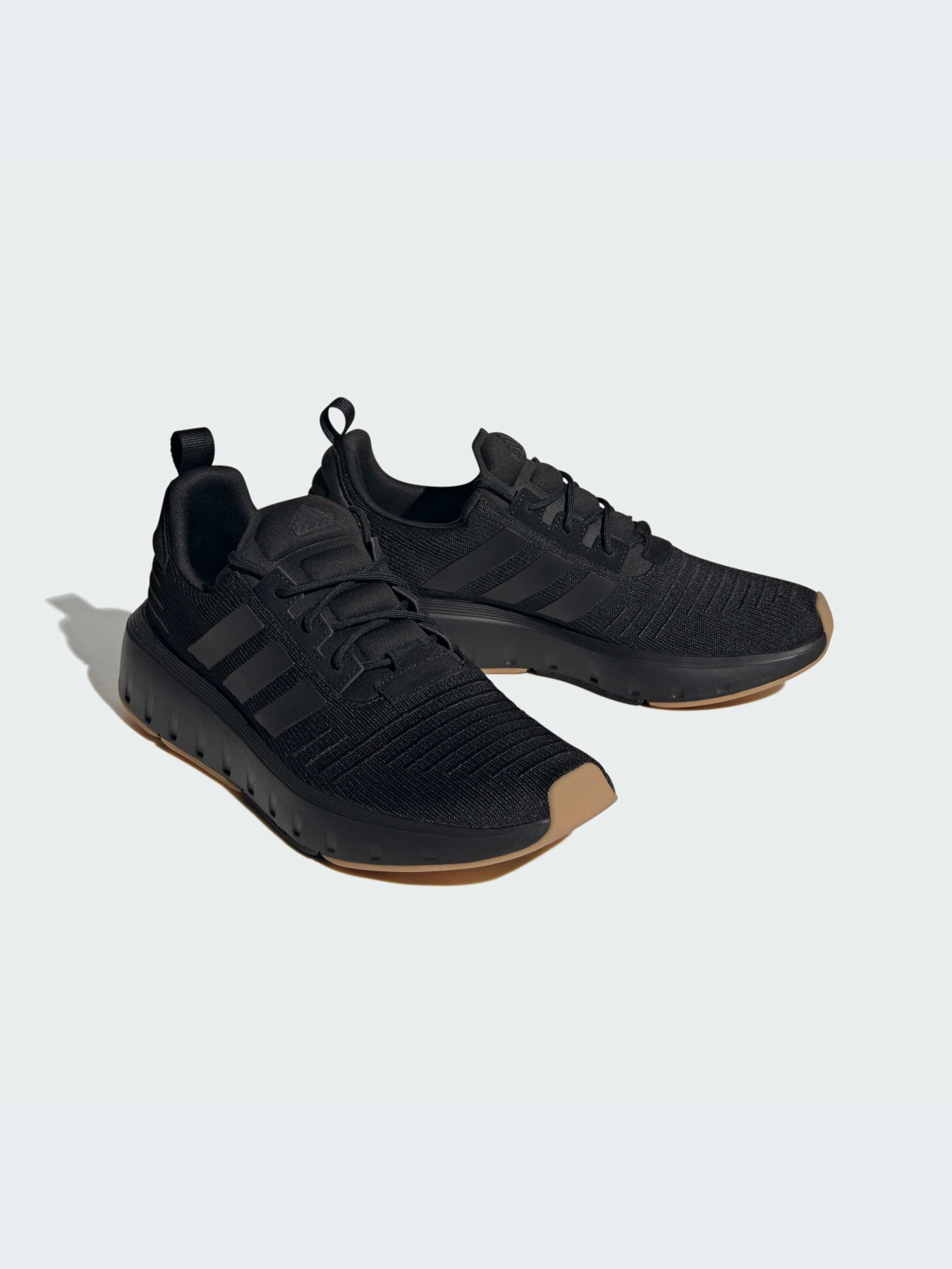 Кроссовки Adidas Swift модель IG4704-KZ Фото