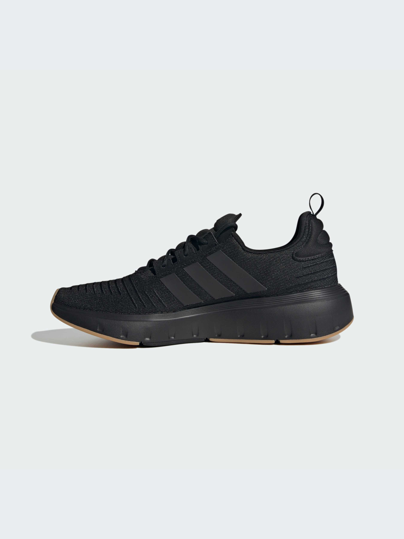 Кроссовки Adidas Swift модель IG4704-KZ Фото