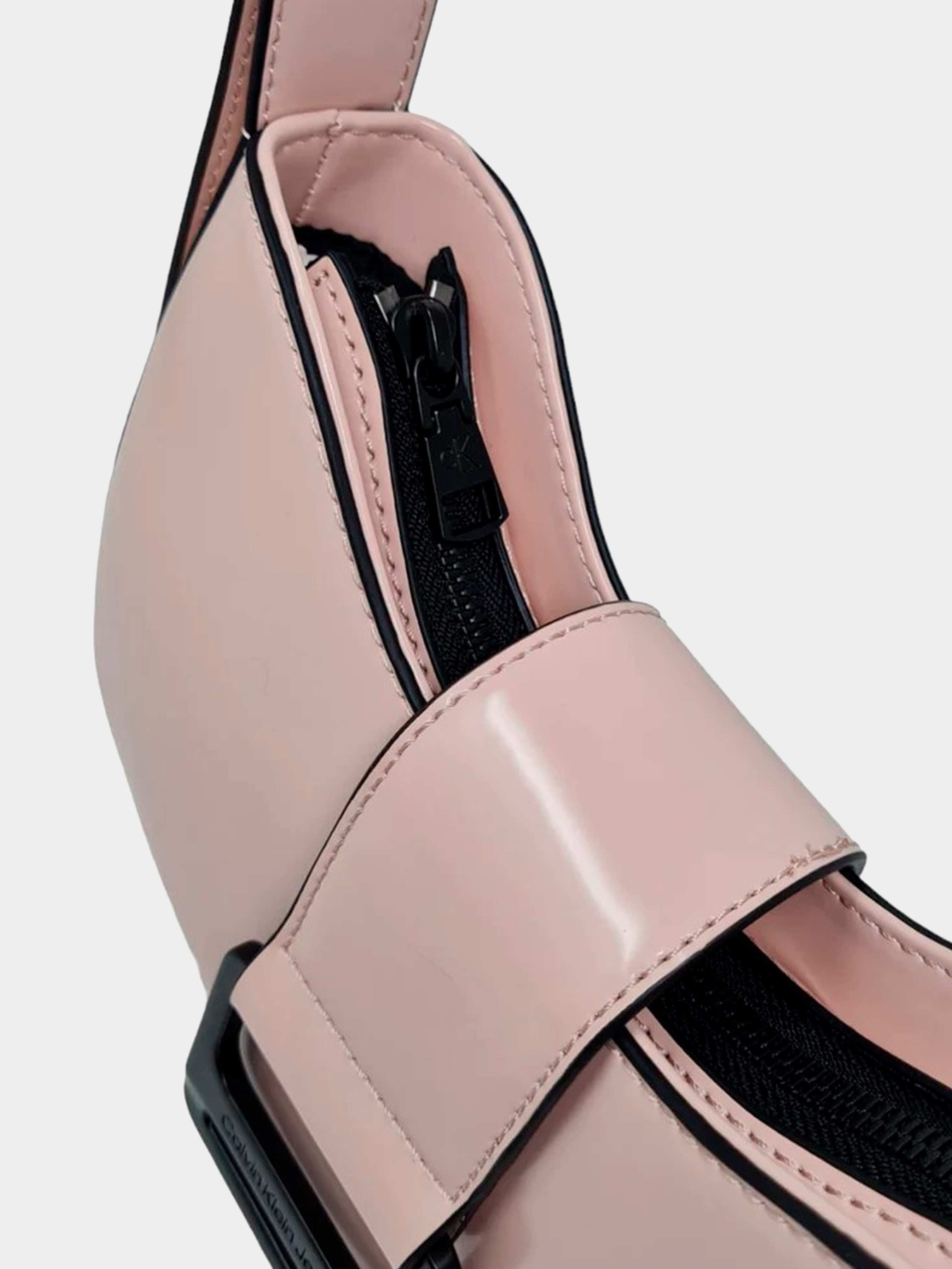 Сумки Calvin Klein модель K60K611474-TFT Фото