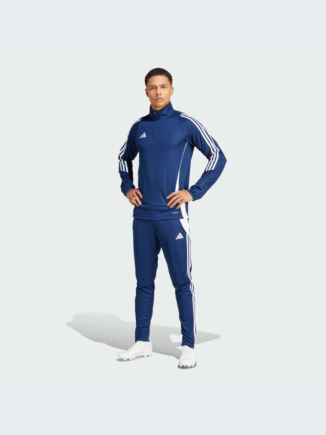 Худи и свитшоты Adidas Tiro модель IS1044-KZ Фото