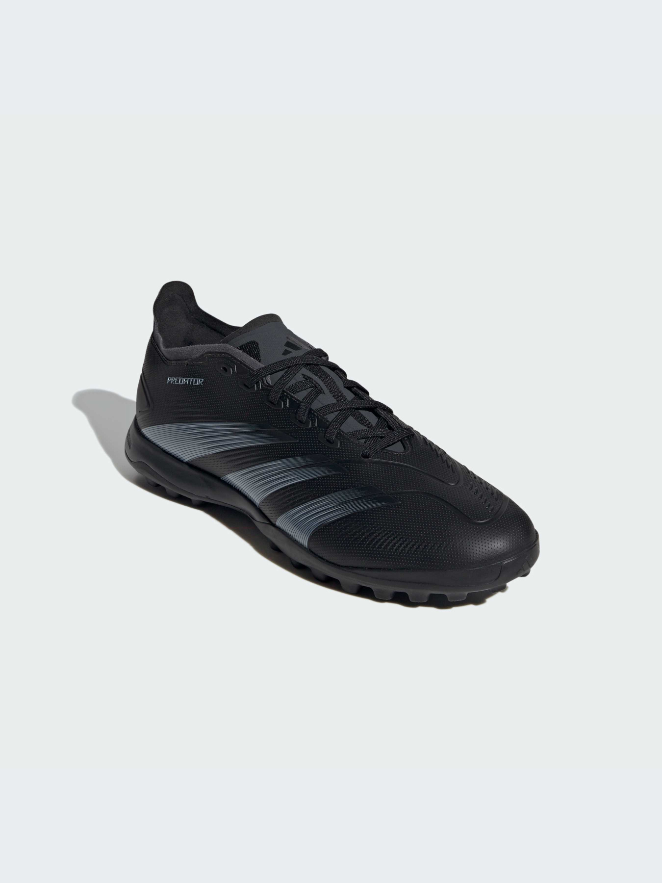 Кроссовки Adidas Predator модель IE2614-KZ Фото