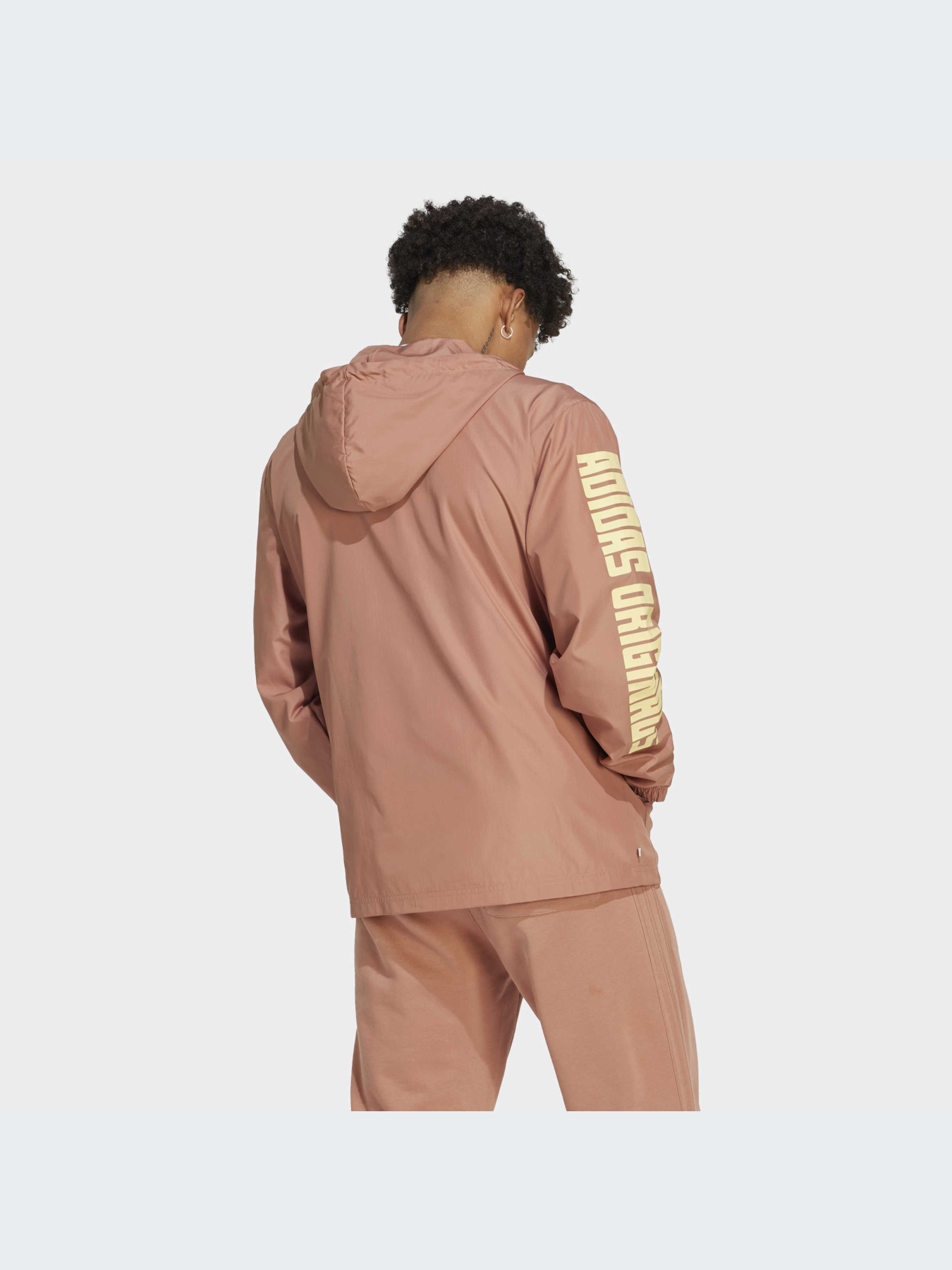 Куртки и дубленки Adidas модель IC8868-KZ Фото