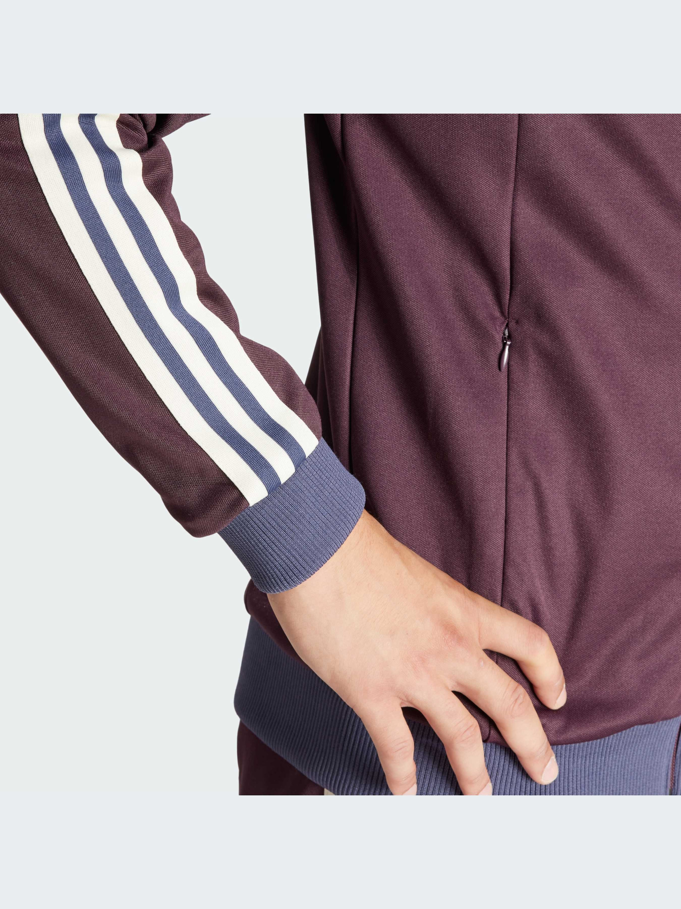 Худи и свитшоты Adidas модель IU2136-KZ Фото