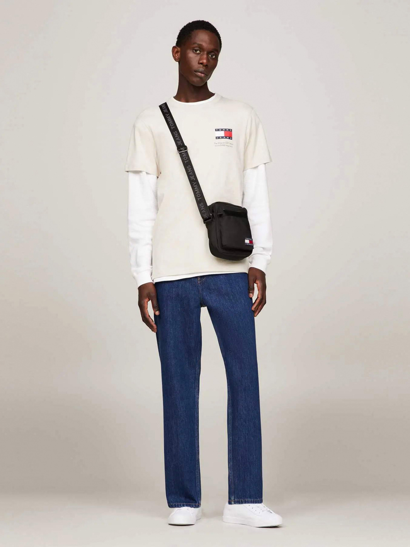 Сумки Tommy Hilfiger модель AM0AM11967-BDS Фото
