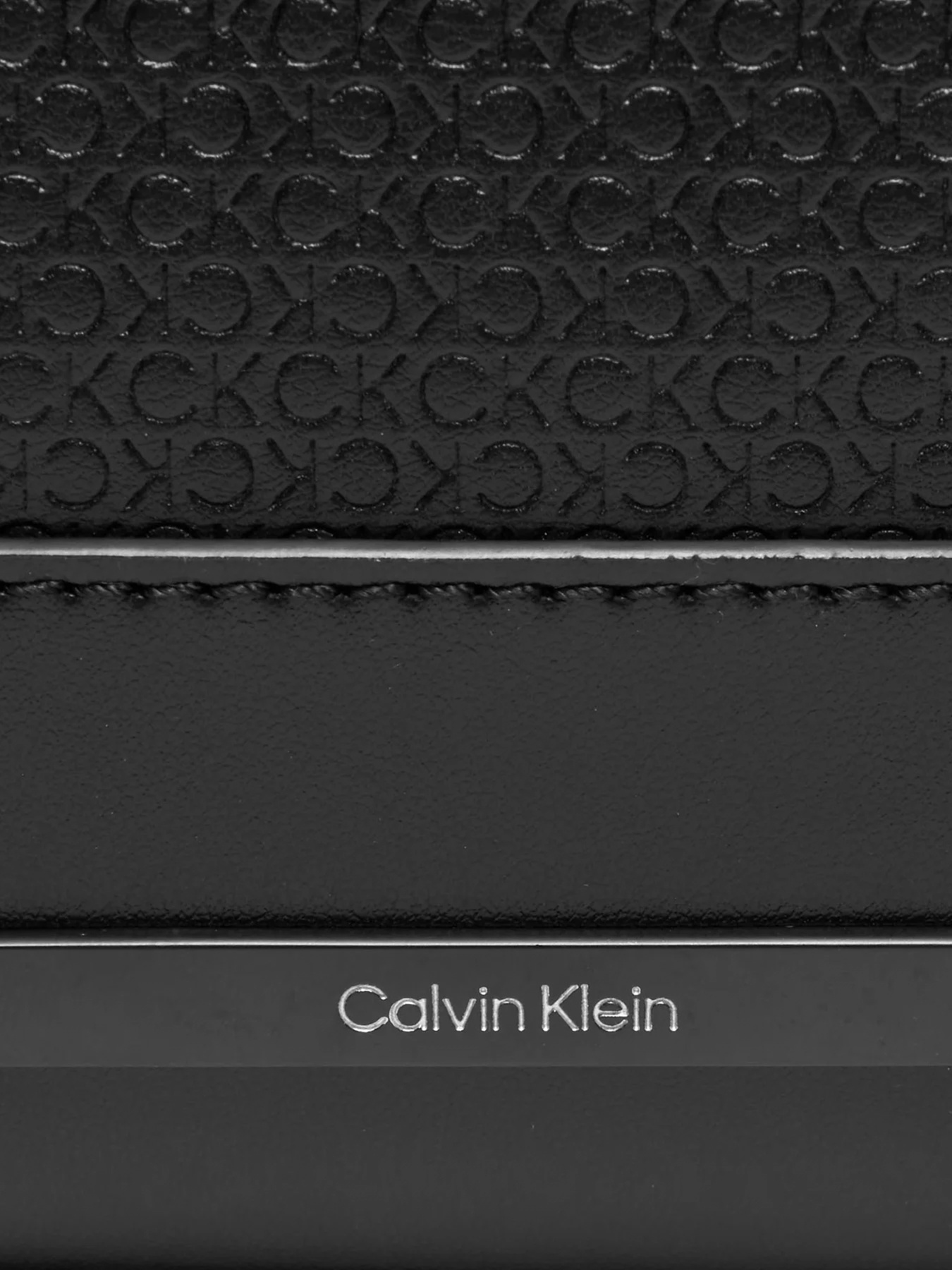 Сумки Calvin Klein модель K50K511364-0GL Фото