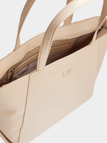 Сумки Calvin Klein модель K60K611334-PFA Фото