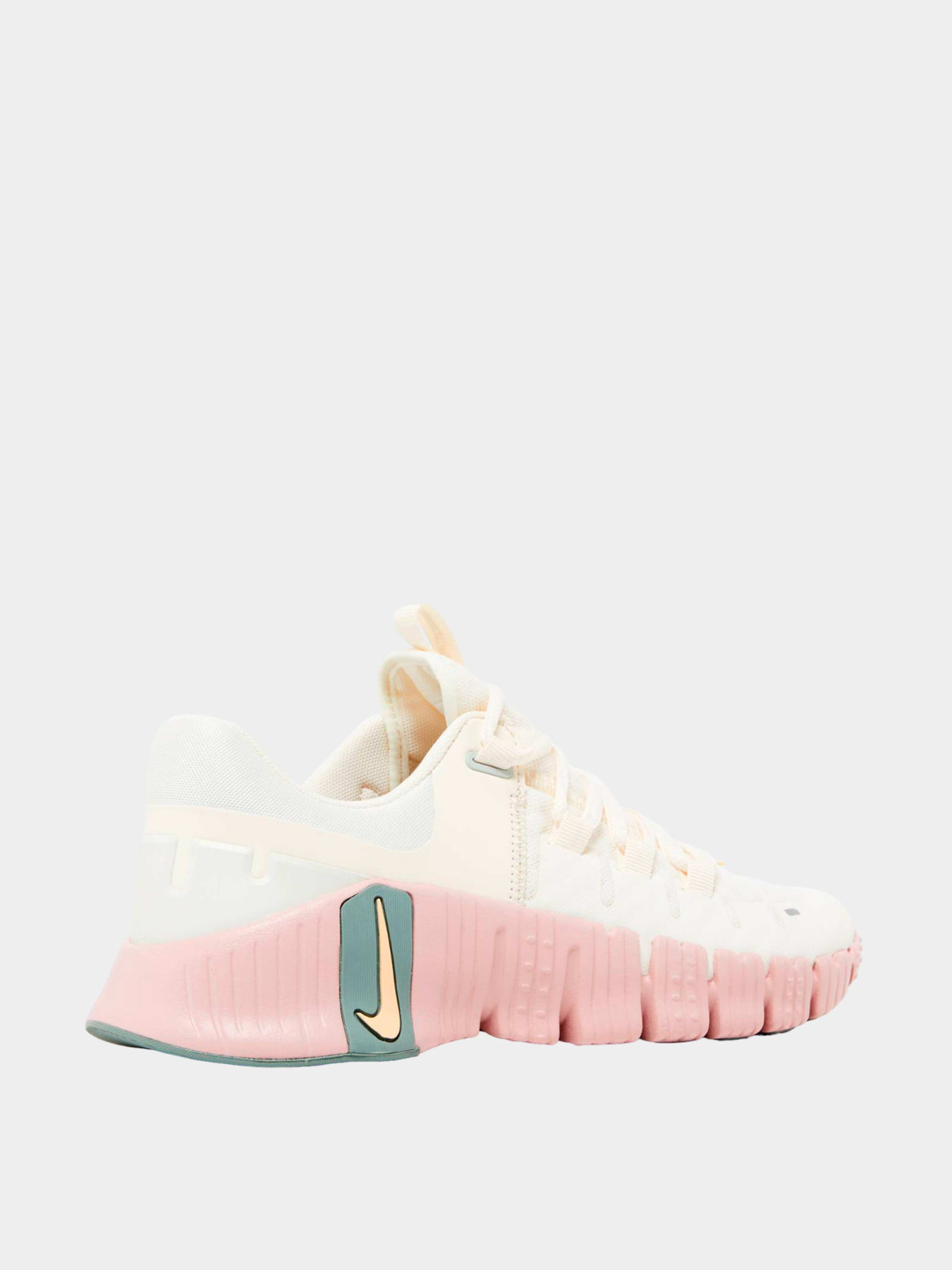 Кроссовки NIKE модель DV3950-102 Фото