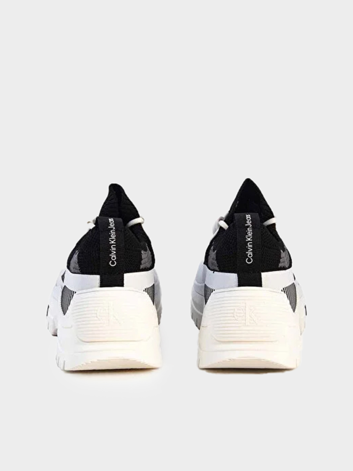 Кроссовки Calvin Klein модель YM0YM00727-01W Кроссовки Calvin Klein модель YM0YM00727-01W Фото