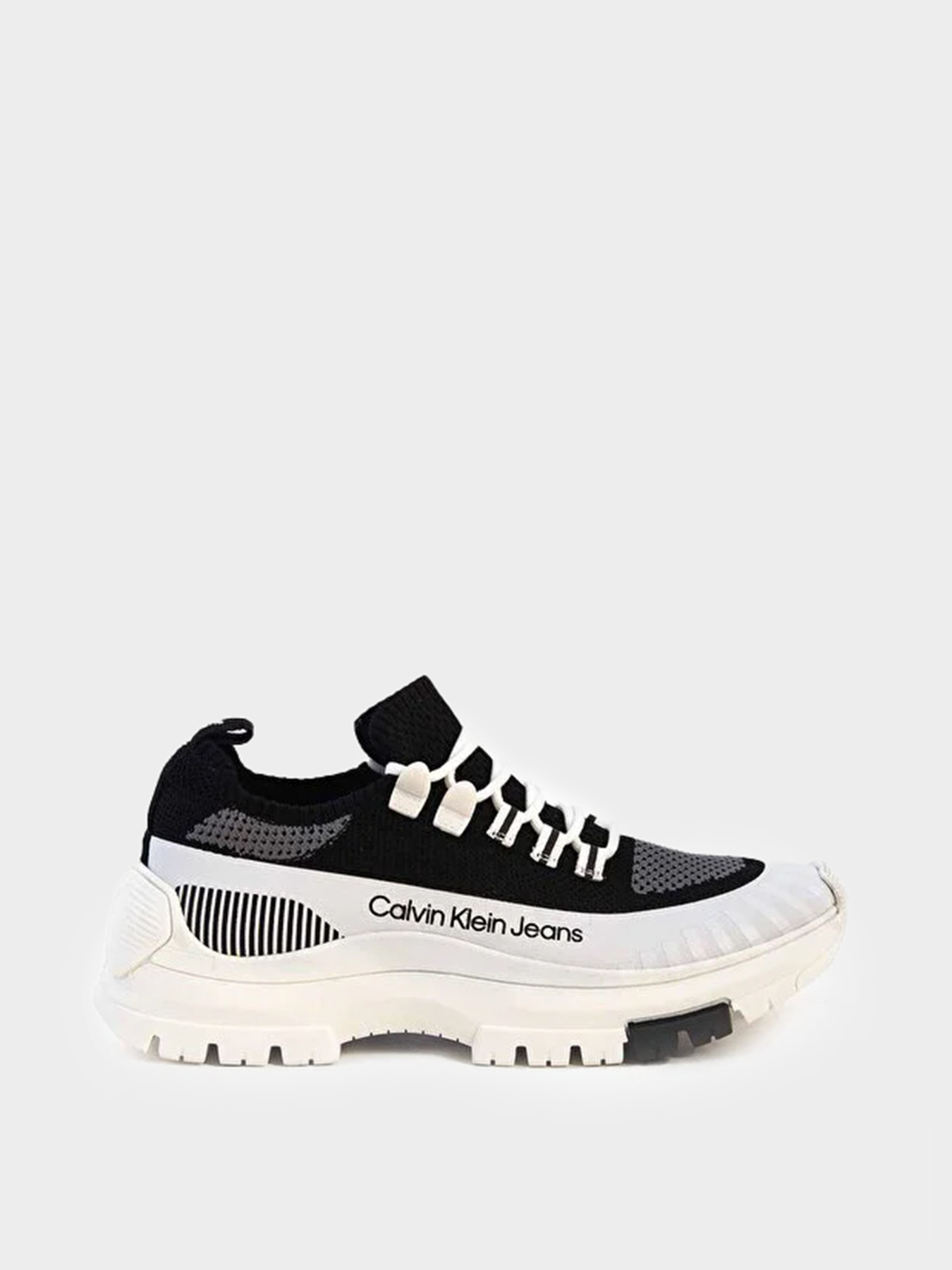 Кроссовки Calvin Klein модель YM0YM00727-01W Кроссовки Calvin Klein модель YM0YM00727-01W Фото