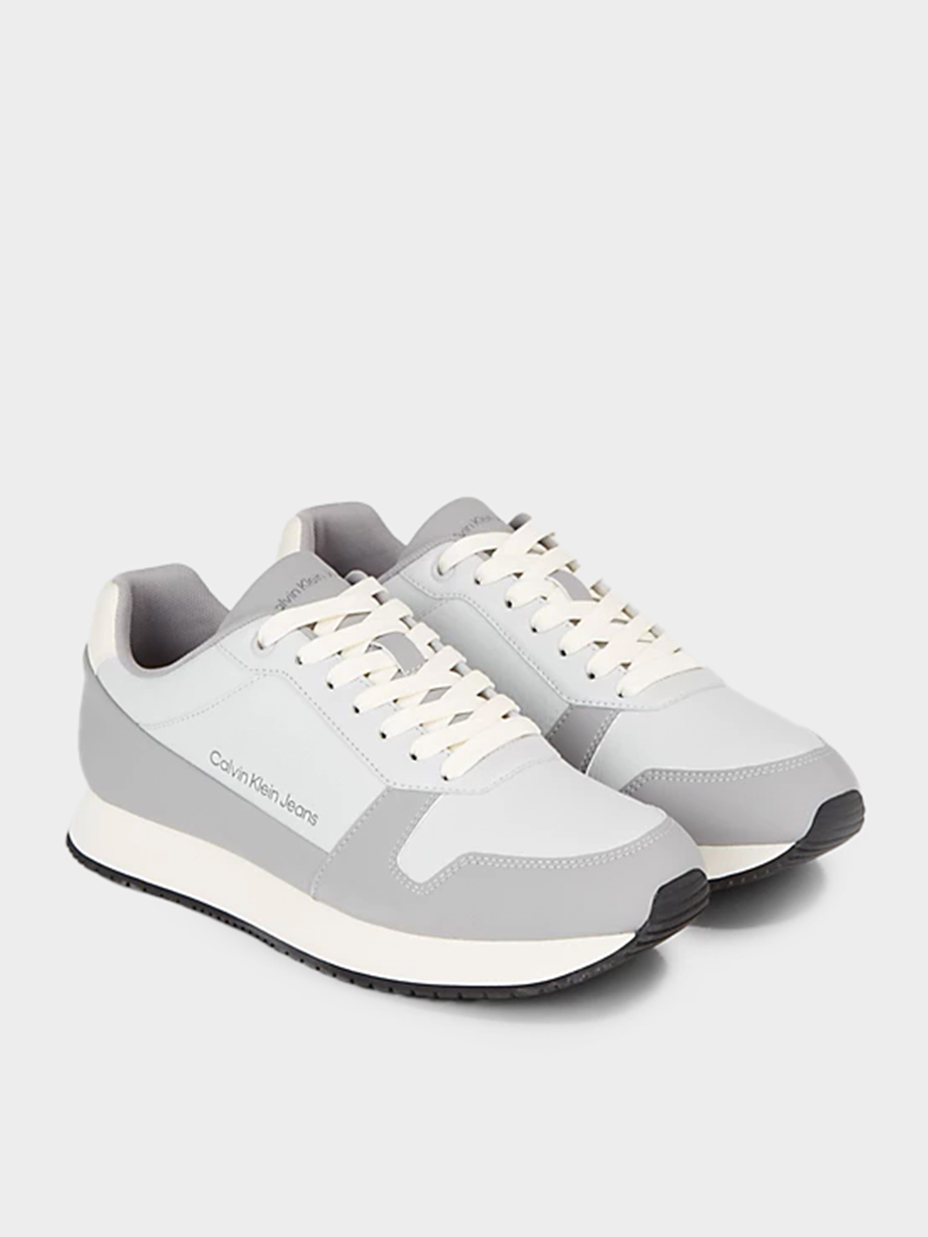 Кроссовки Calvin Klein модель YM0YM00863-0IX Фото