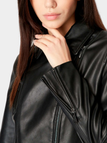 Куртки и дубленки Armani Exchange модель 8NYB13-YNVLZ-1200 Фото