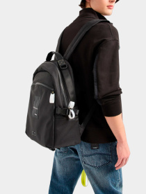 Рюкзаки Armani Exchange модель 952639-4R838-00020 Фото