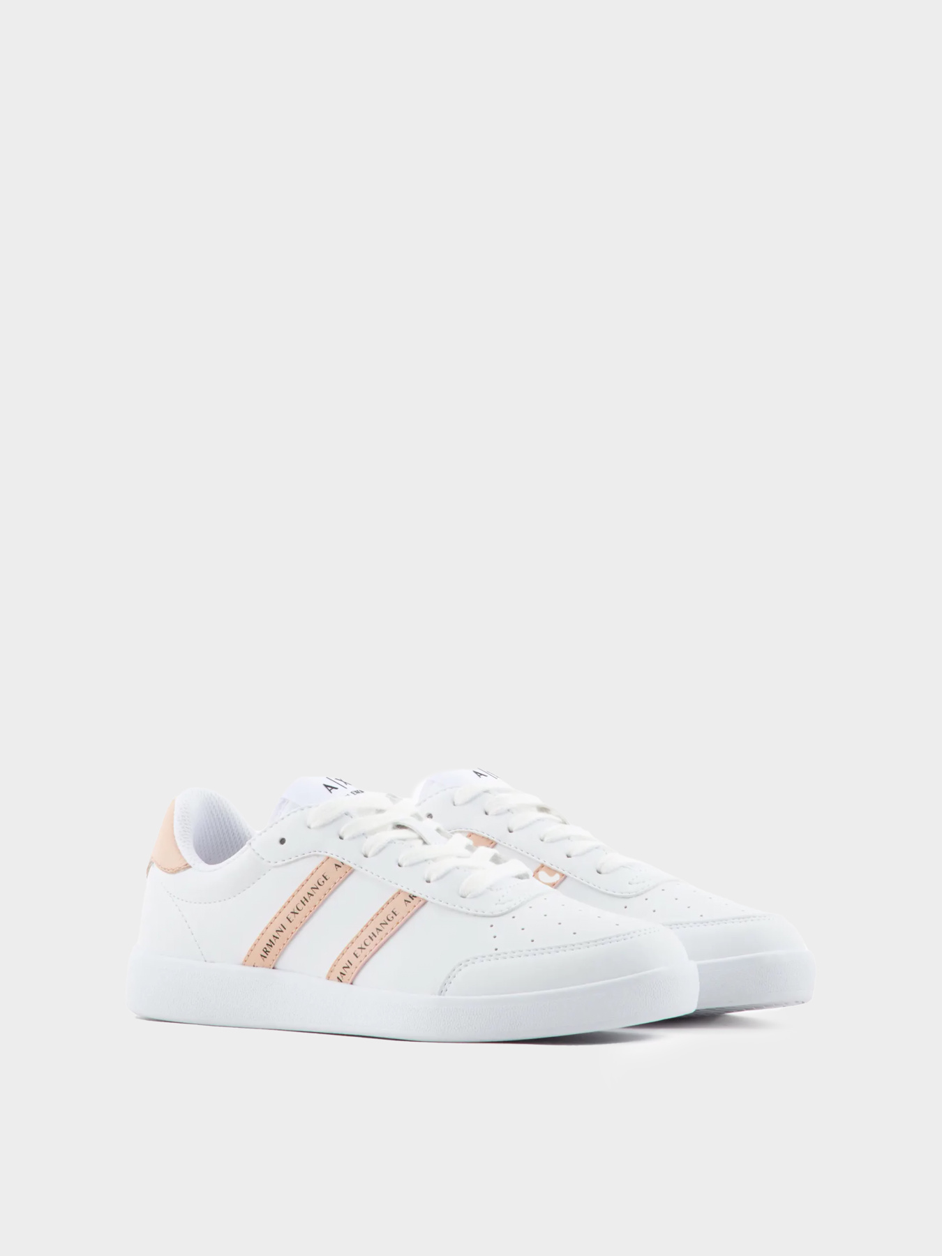 Кроссовки Armani Exchange модель XDX148-XV797-K722 Фото