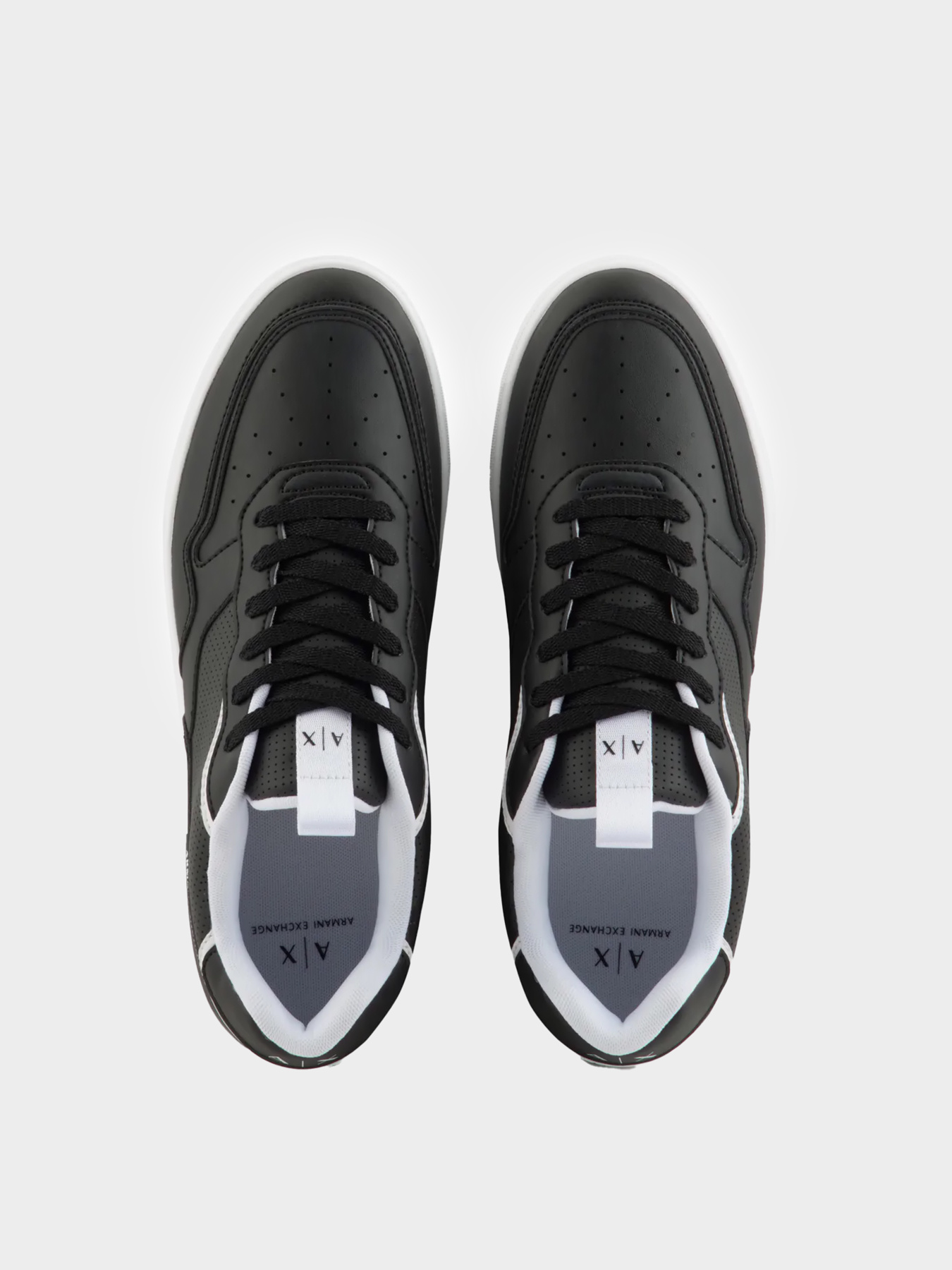 Кроссовки Armani Exchange модель XUX199-XV800-S277 Фото