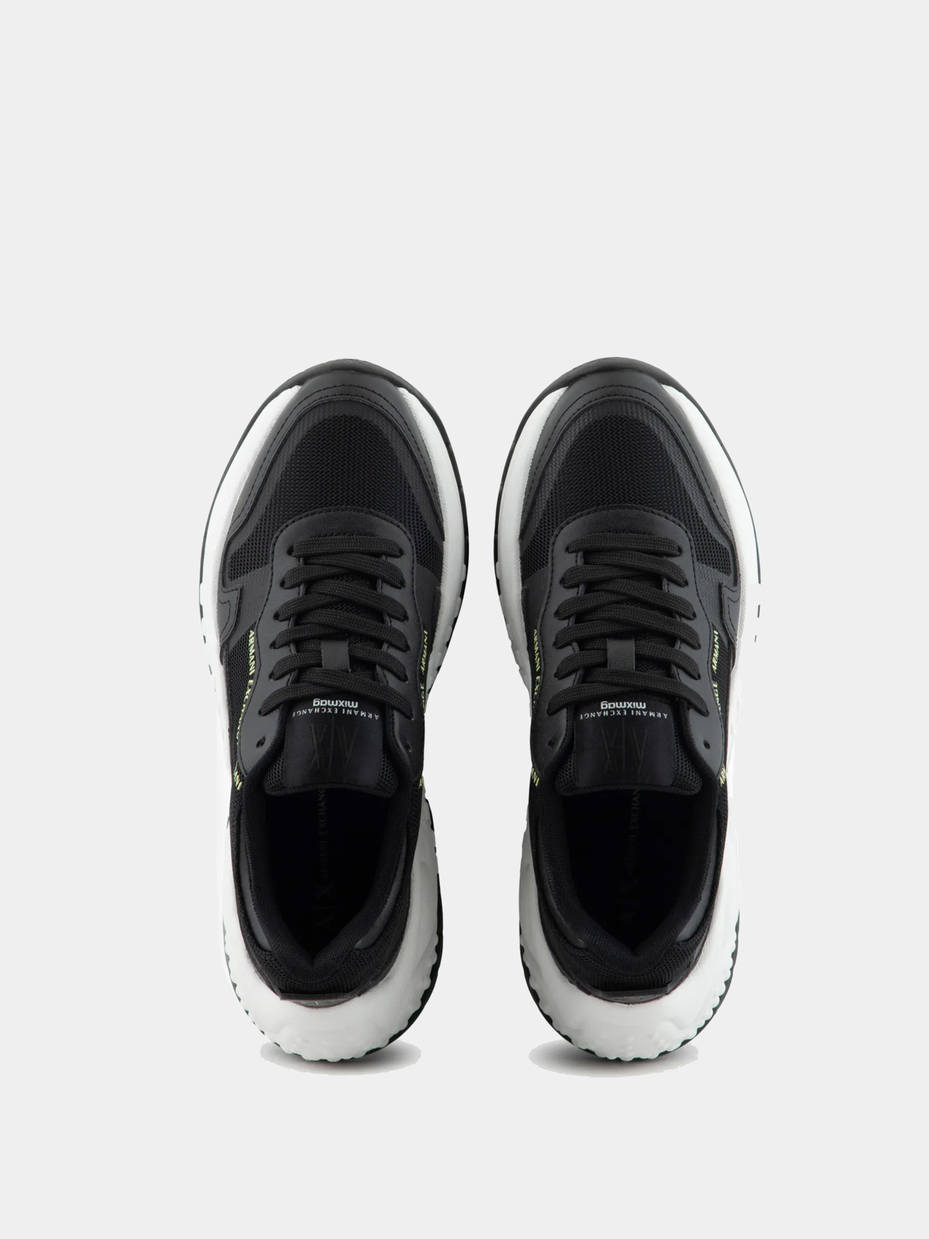 Кроссовки Armani Exchange модель XDX158-XV839-00002 Фото