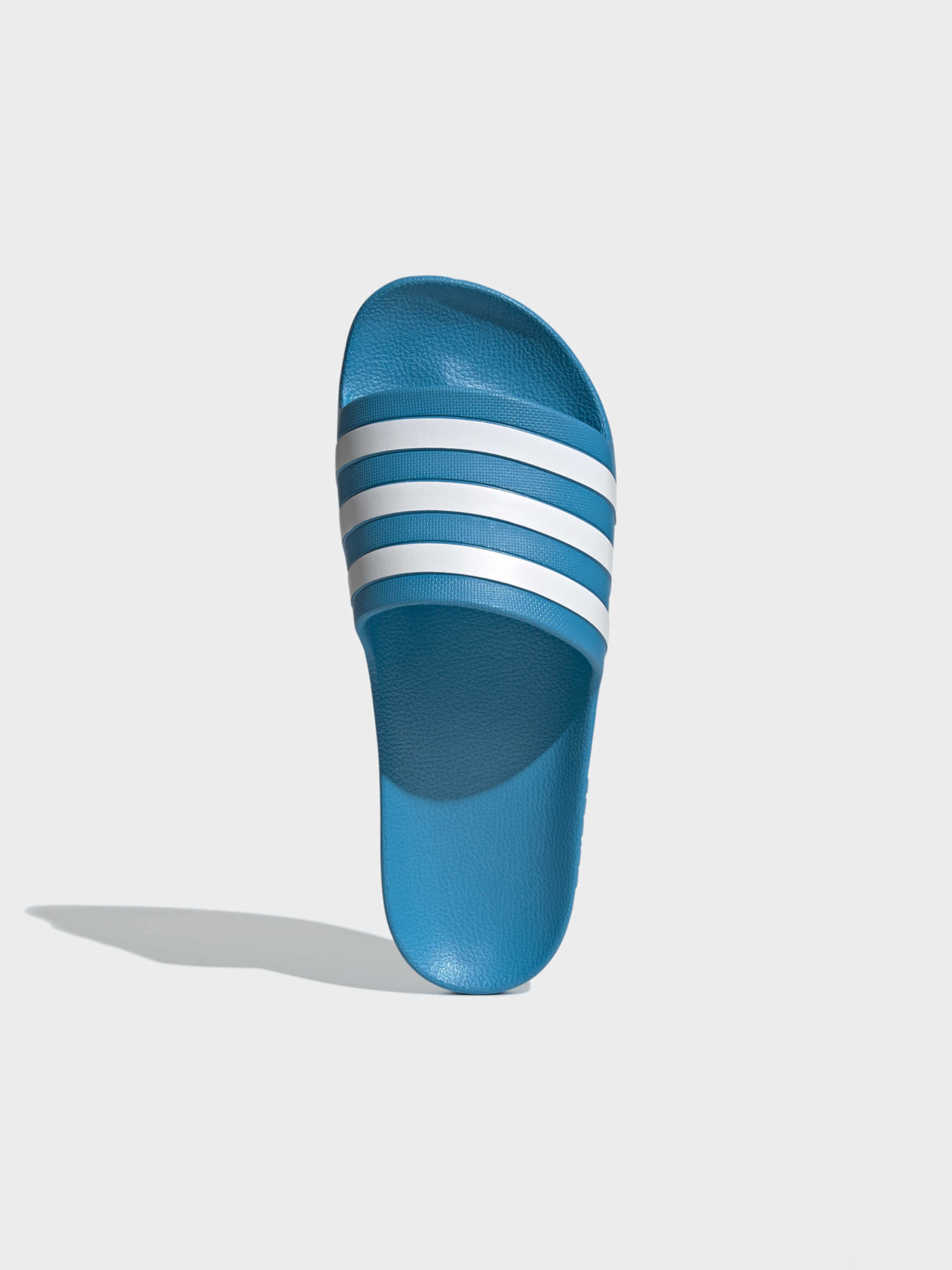 Шлёпанцы Adidas модель FY8047 Шлёпанцы Adidas модель FY8047 Фото