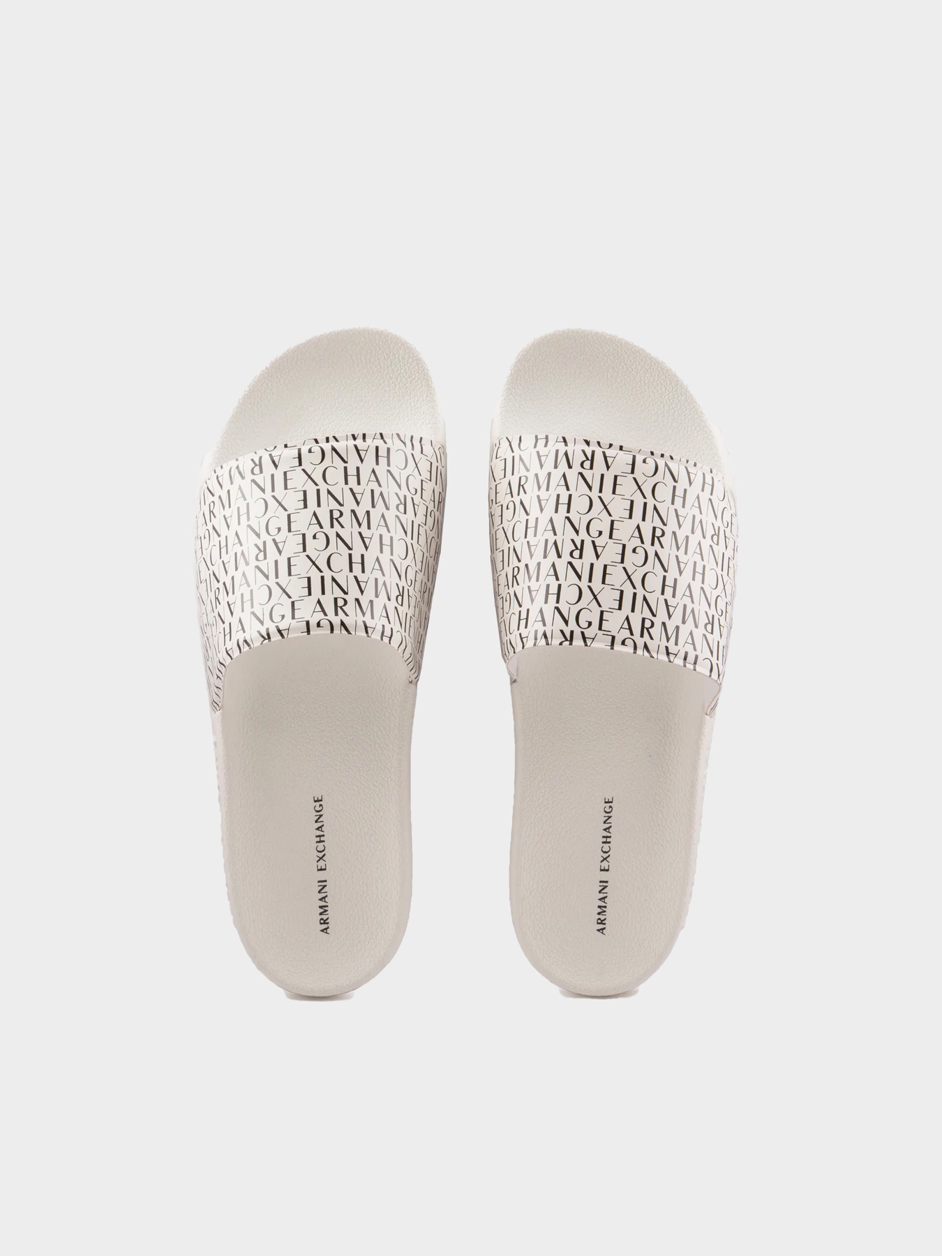 Шлёпанцы Armani Exchange модель XUP004-XV679-R326 Фото