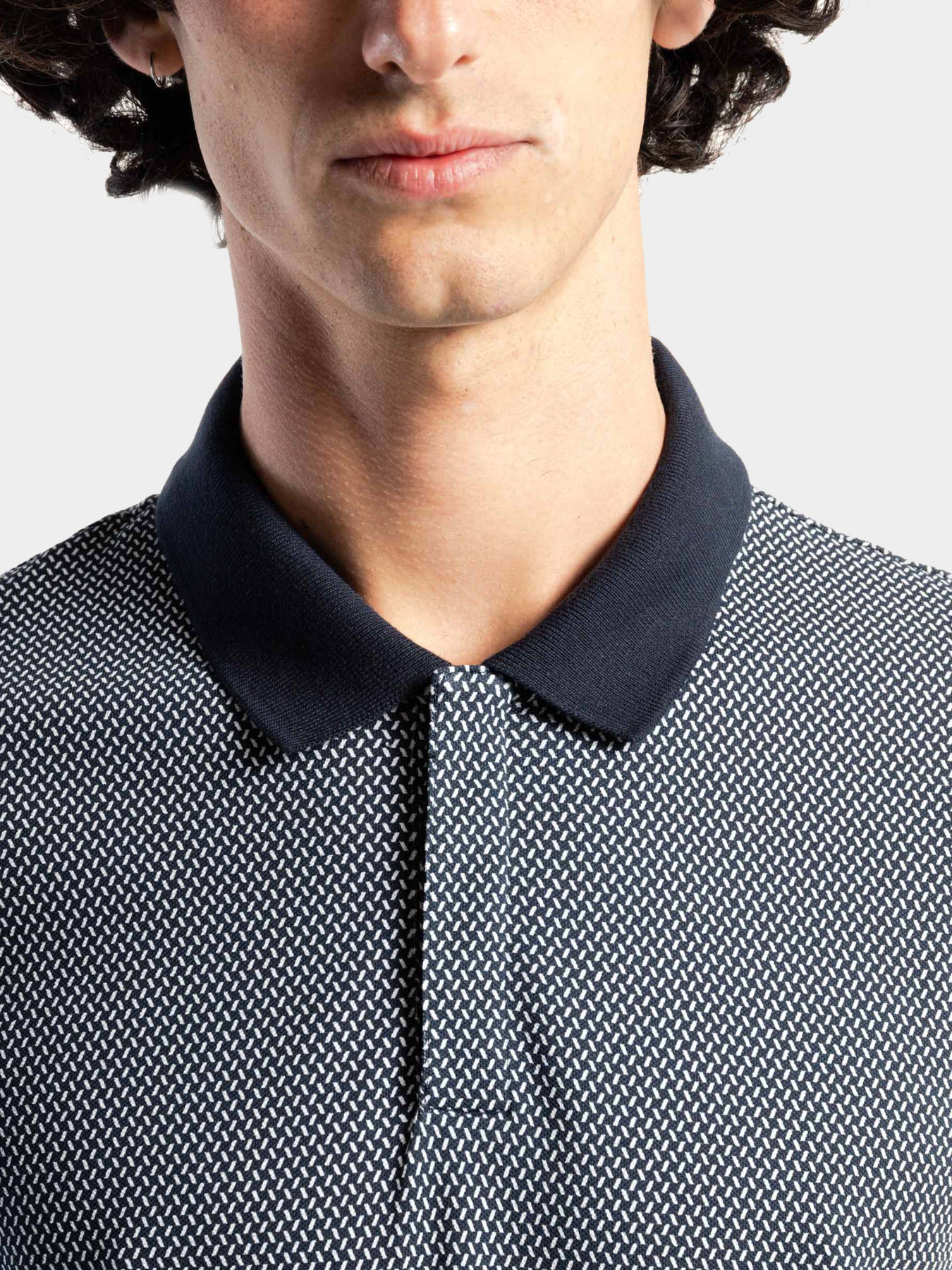 Футболки и поло Armani Exchange модель 3DZFAE-ZJ81Z-75AP Фото