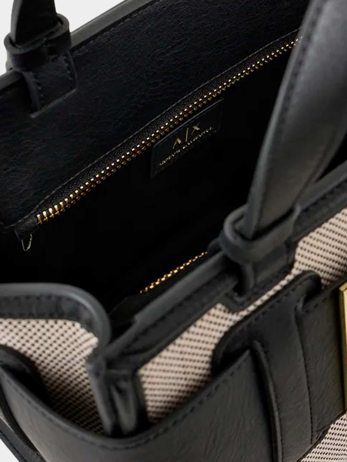 Сумки Armani Exchange модель 942690-4R734-00020 Фото