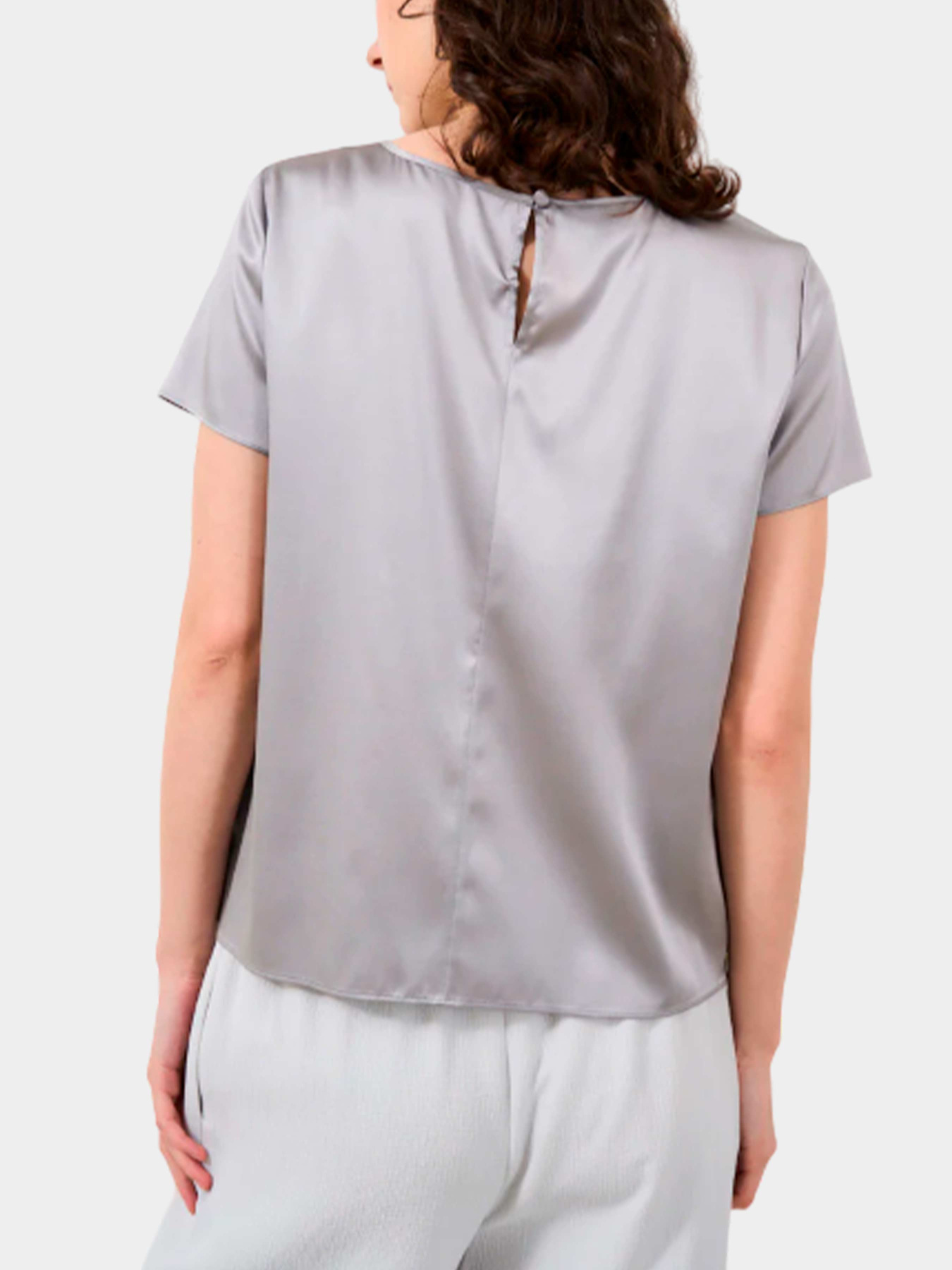 Рубашки Emporio Armani модель 8N2K15-2NXXZ-115 Фото