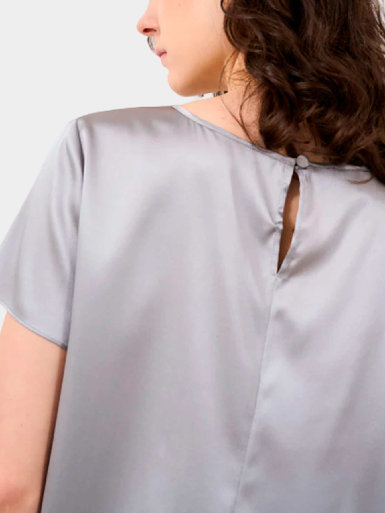Рубашки Emporio Armani модель 8N2K15-2NXXZ-115 Фото