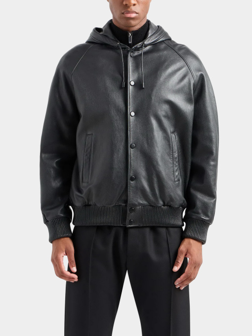 Куртки и дубленки Emporio Armani модель E31R82-F1P82-999 Фото