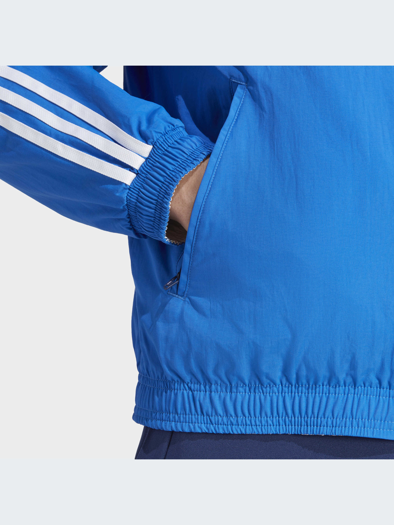 Куртки и дубленки Adidas модель HT2186-KZ Фото