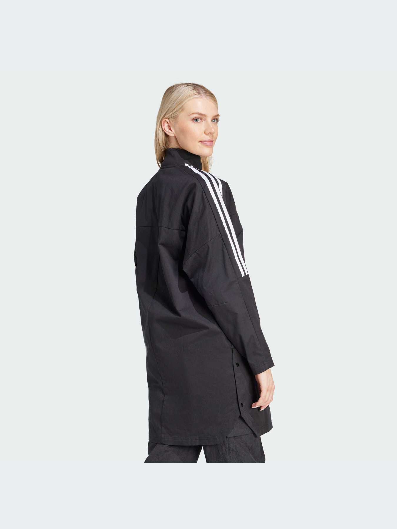 Куртки и дубленки Adidas Tiro модель IS4569-KZ Фото