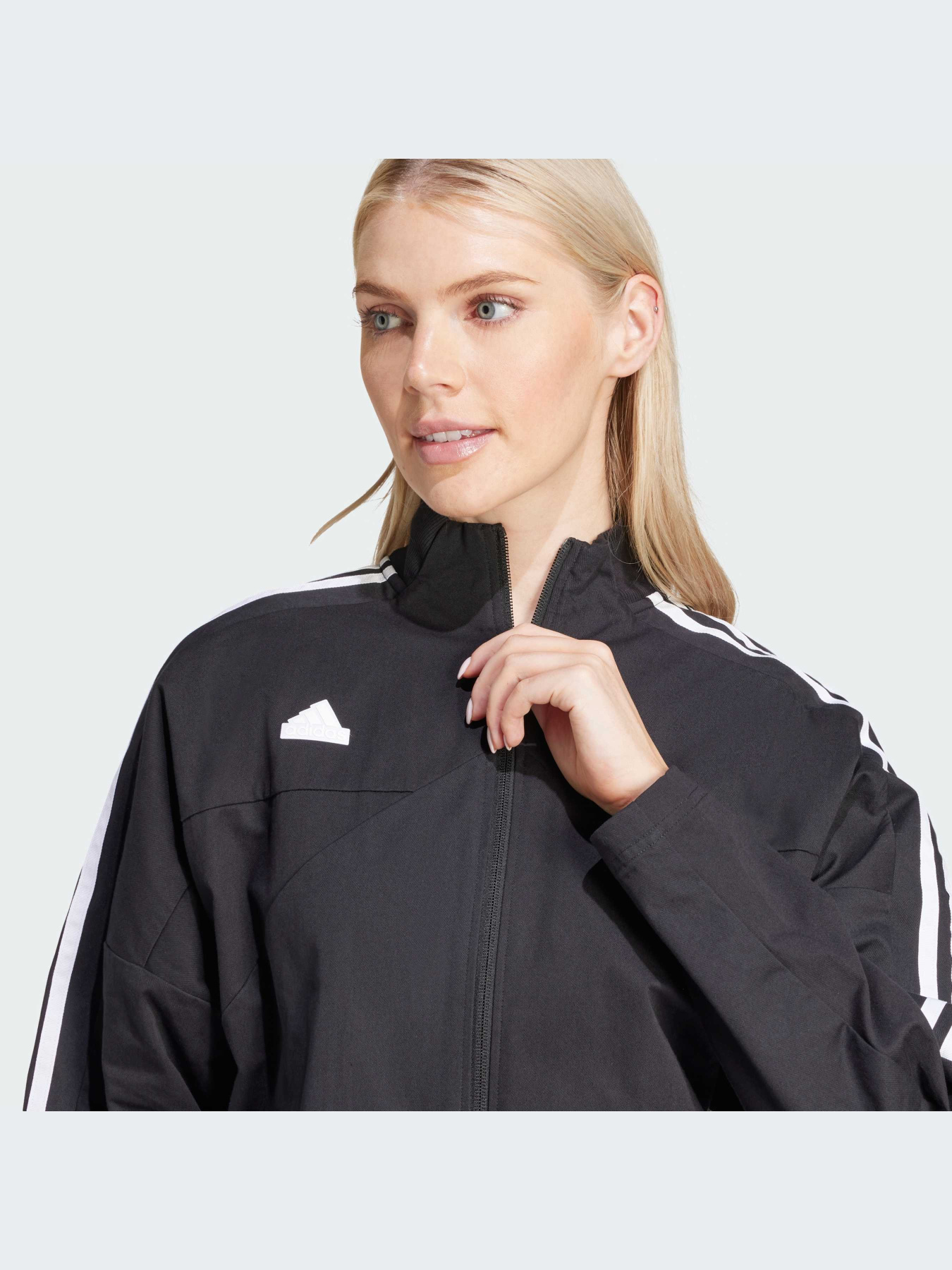 Куртки и дубленки Adidas Tiro модель IS4569-KZ Фото