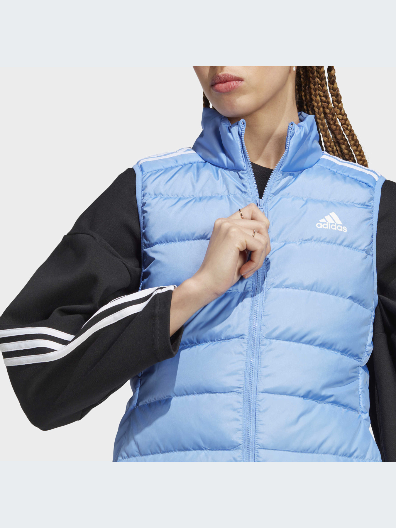 Куртки и дубленки Adidas модель HS2584-KZ Куртки и дубленки Adidas модель HS2584-KZ Фото