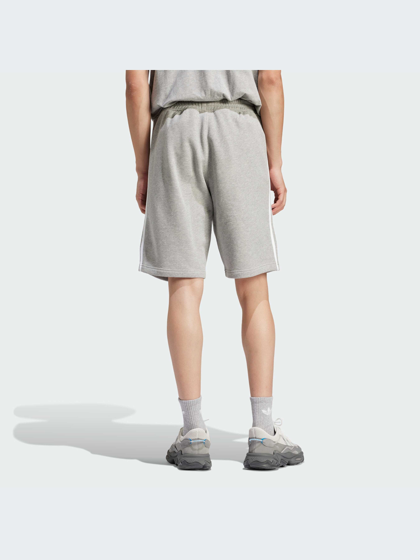 Шорты Adidas Adicolor модель IU2340-KZ Фото
