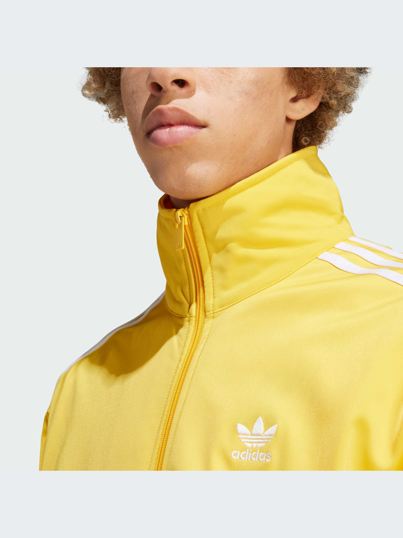 Худи и свитшоты Adidas модель IR9891-KZ Худи и свитшоты Adidas модель IR9891-KZ Фото
