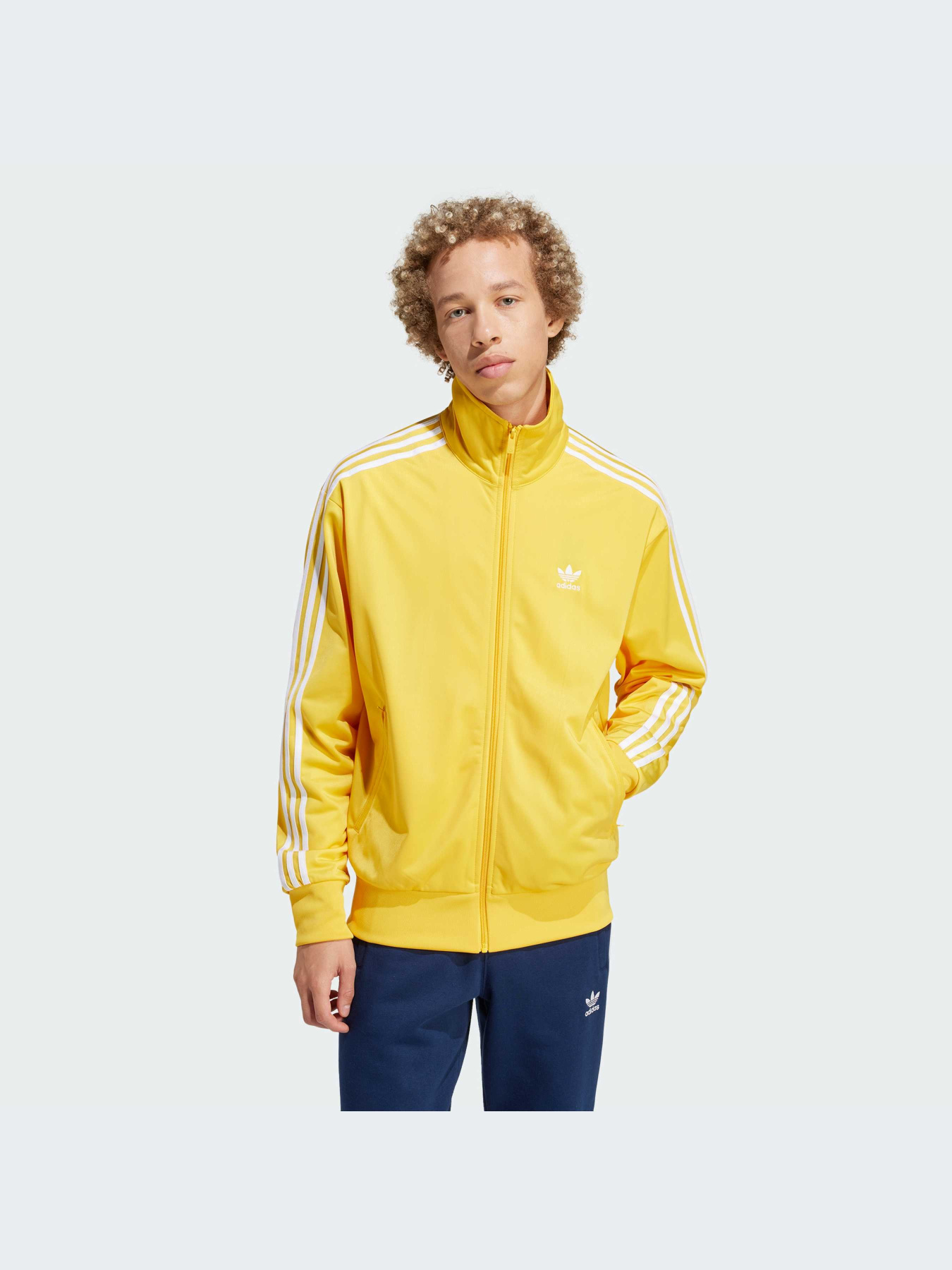 Худи и свитшоты Adidas модель IR9891-KZ Худи и свитшоты Adidas модель IR9891-KZ Фото