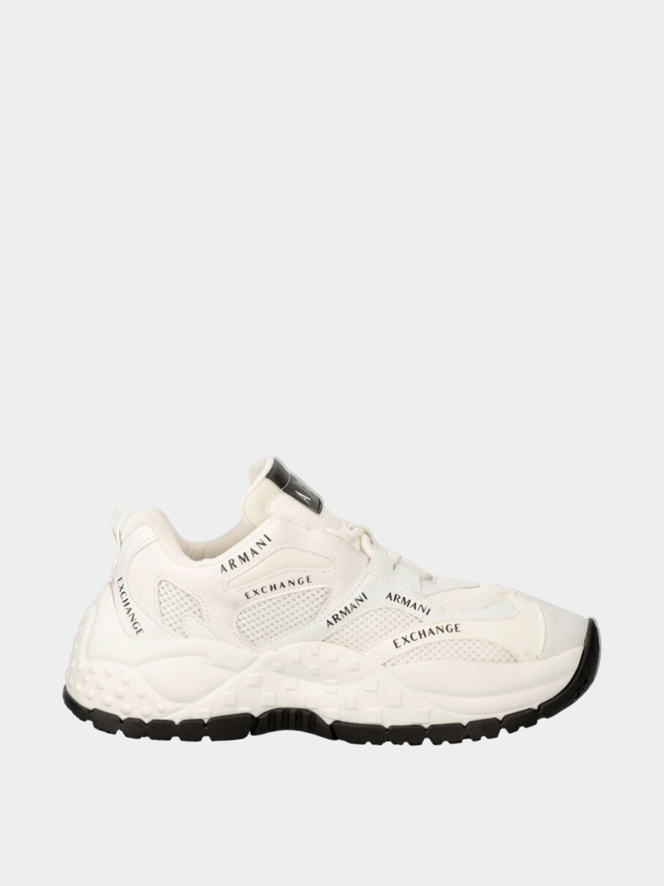 Кроссовки Armani Exchange модель XDX120-XV708-T802 Фото