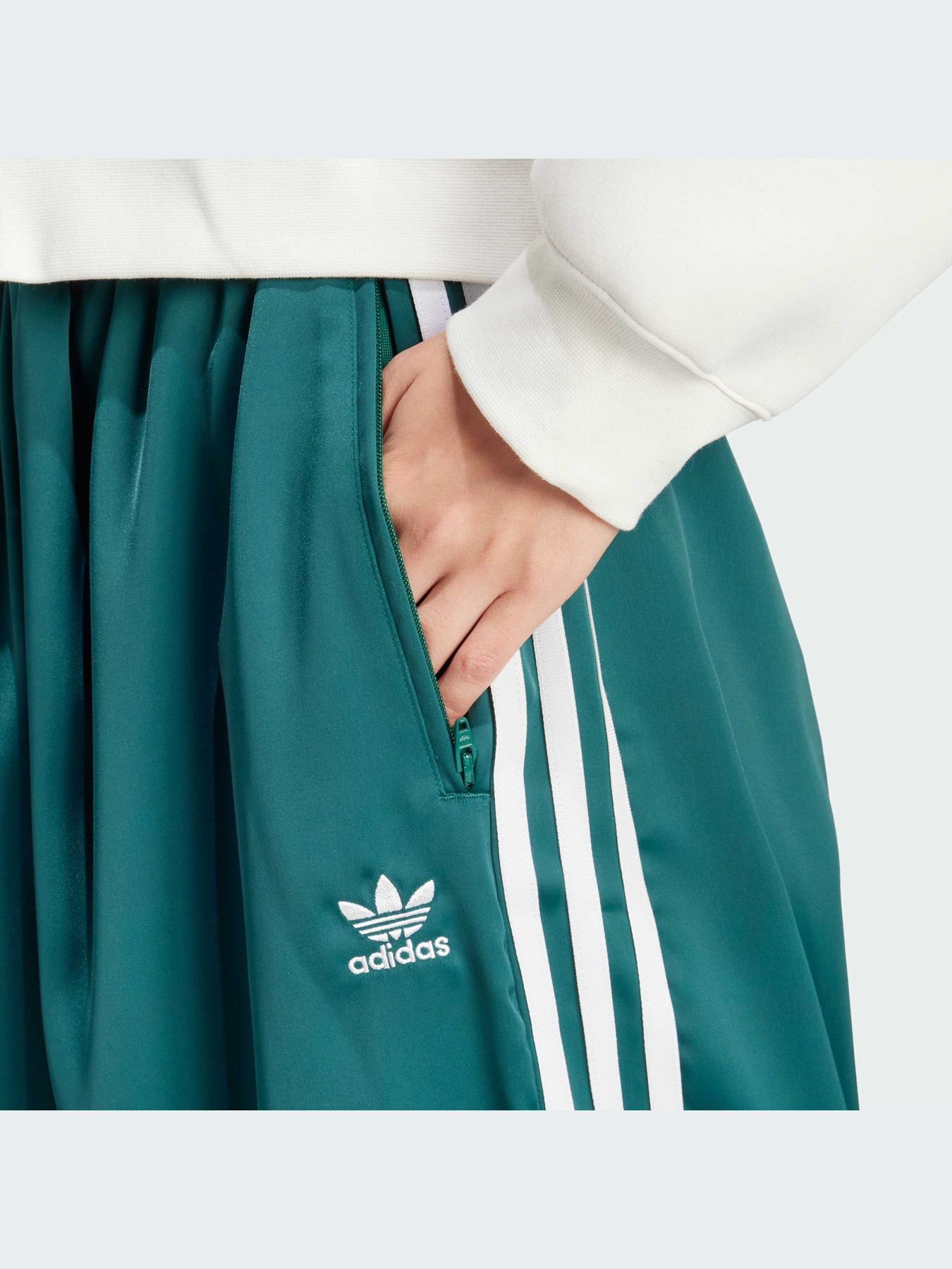 Брюки Adidas Adicolor модель IP2960-KZ Фото