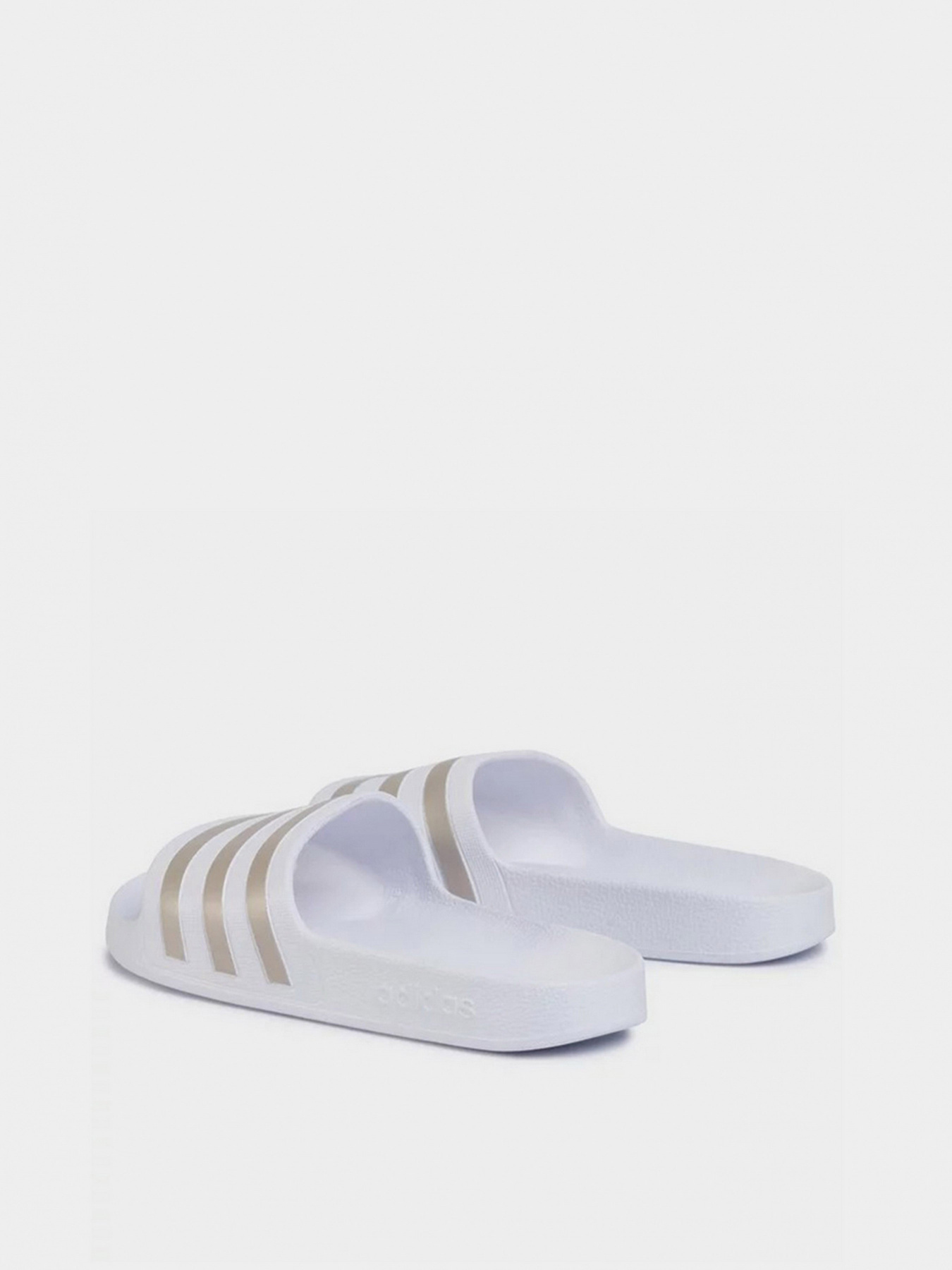 Шлёпанцы Adidas модель EF1730 Шлёпанцы Adidas модель EF1730 Фото