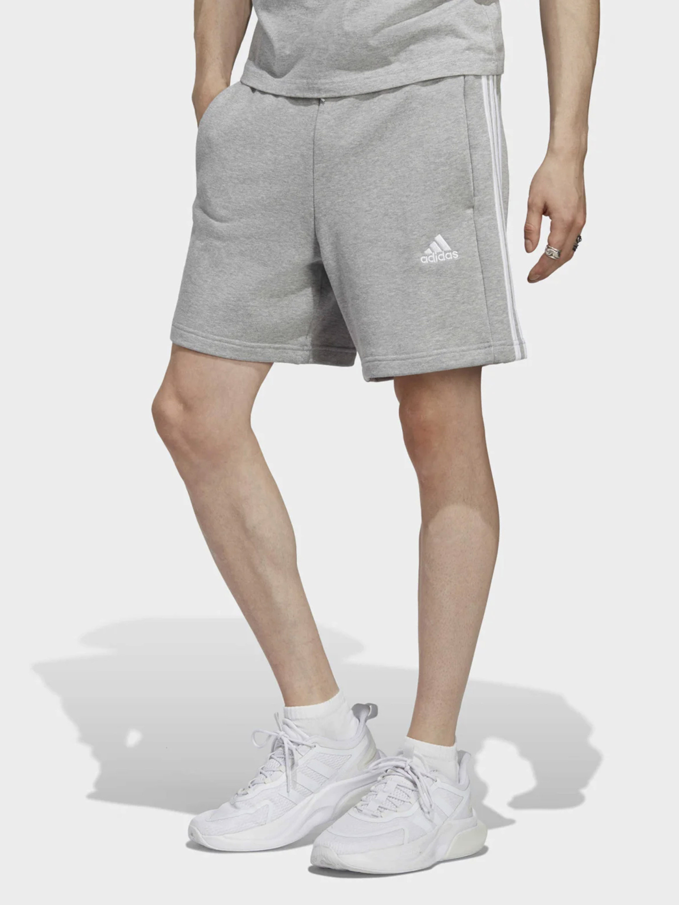 Шорты Adidas модель IC9437 Фото