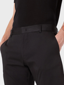 Брюки Emporio Armani модель 8N1P15-1NJ7Z-0999 Фото