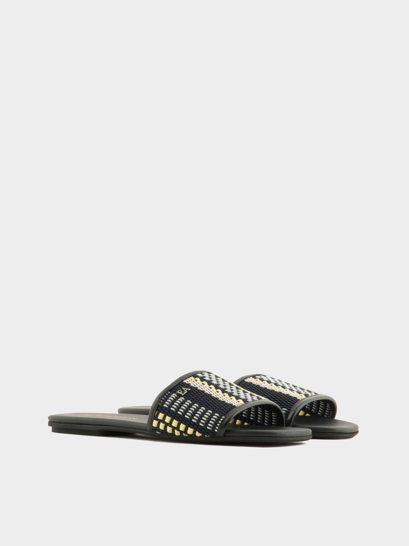 Шлёпанцы Emporio Armani модель X3P825-XR137-D175 Фото