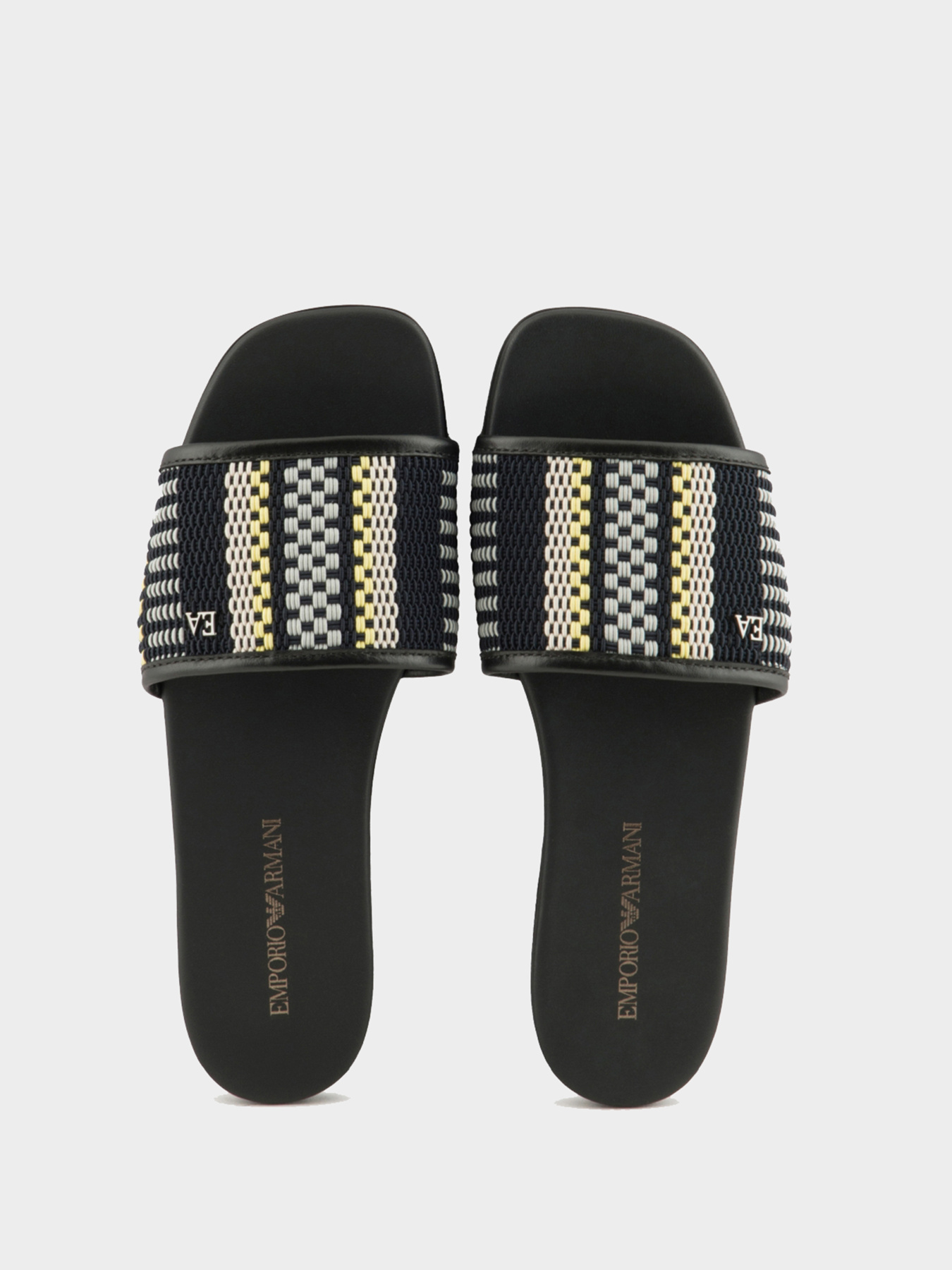 Шлёпанцы Emporio Armani модель X3P825-XR137-D175 Фото
