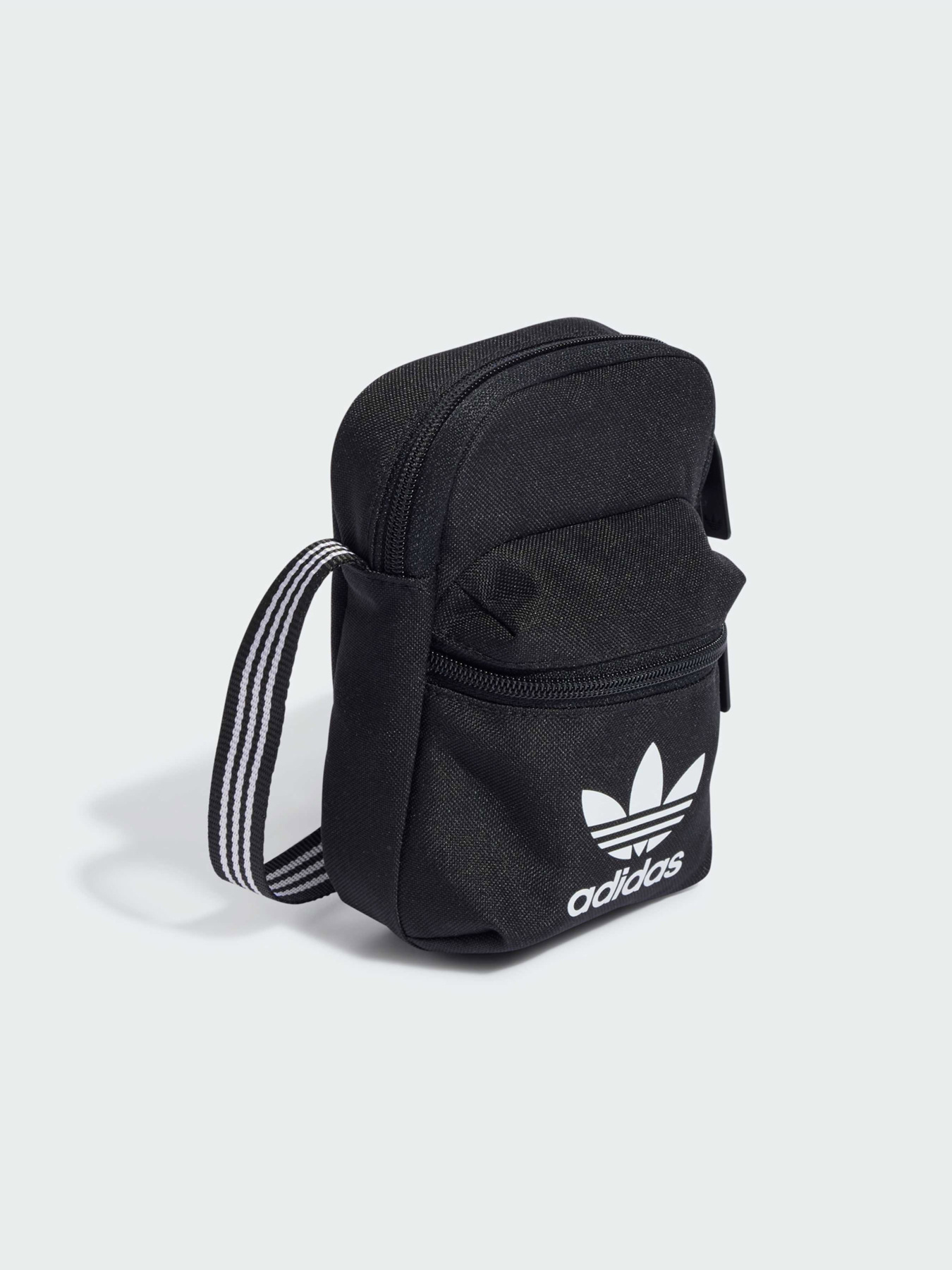Сумки Adidas модель IJ0765 Фото