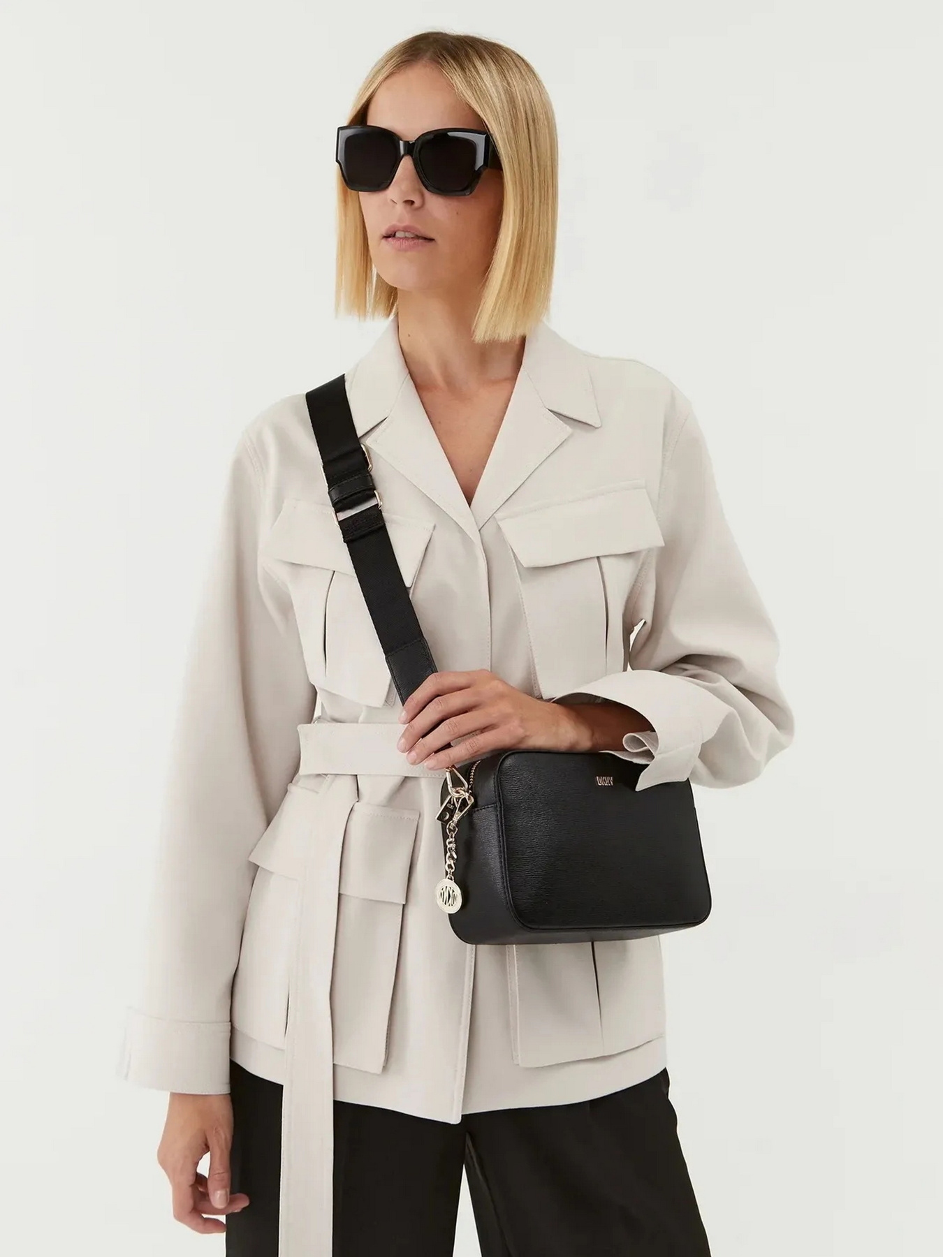Сумки DKNY модель R33E3F39-BGD-SS24 Фото