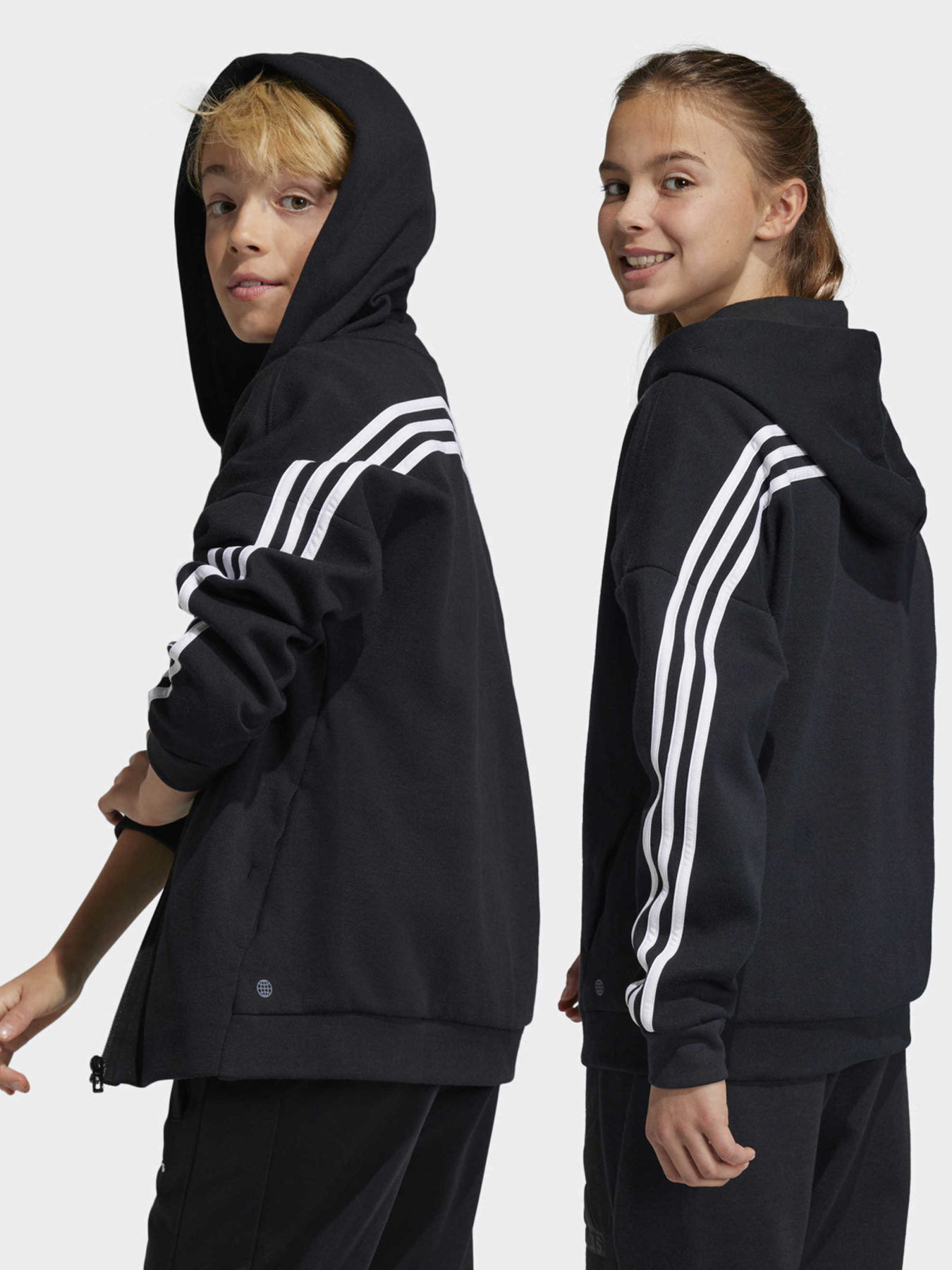 Худи и свитшоты Adidas модель HR6317 Фото