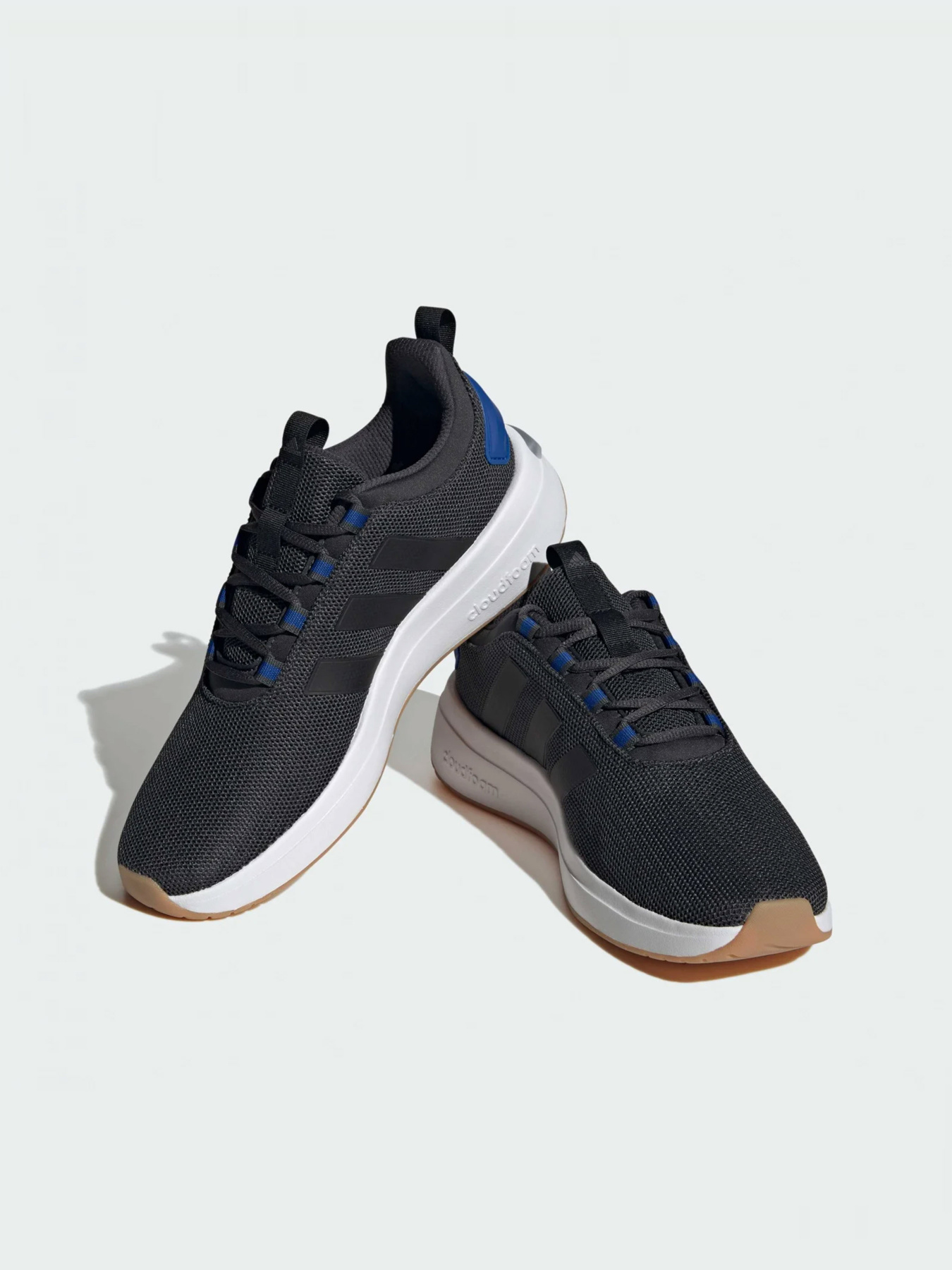 Кроссовки Adidas модель IG7328 Кроссовки Adidas модель IG7328 Фото
