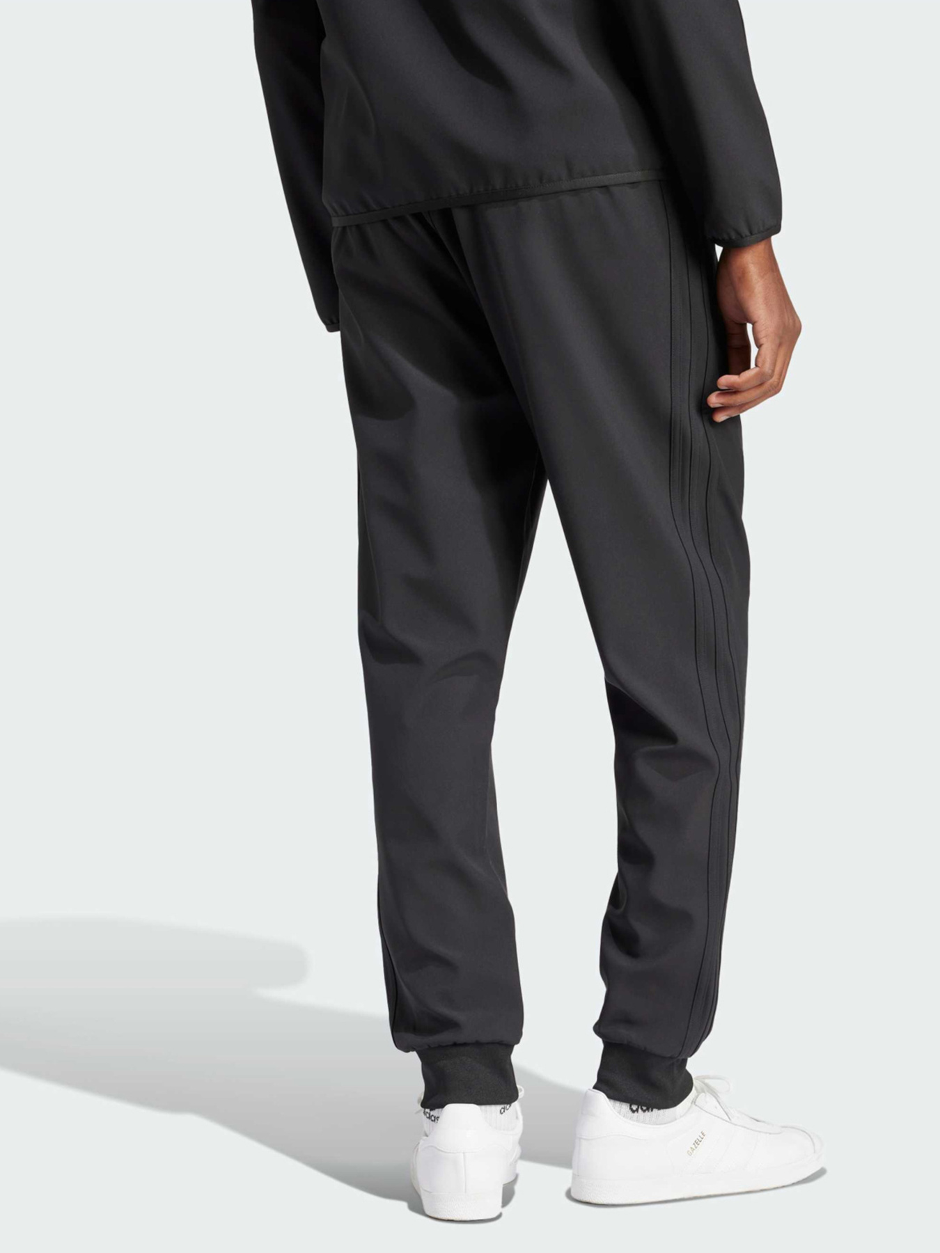 Брюки Adidas модель IM9880 Брюки Adidas модель IM9880 Фото